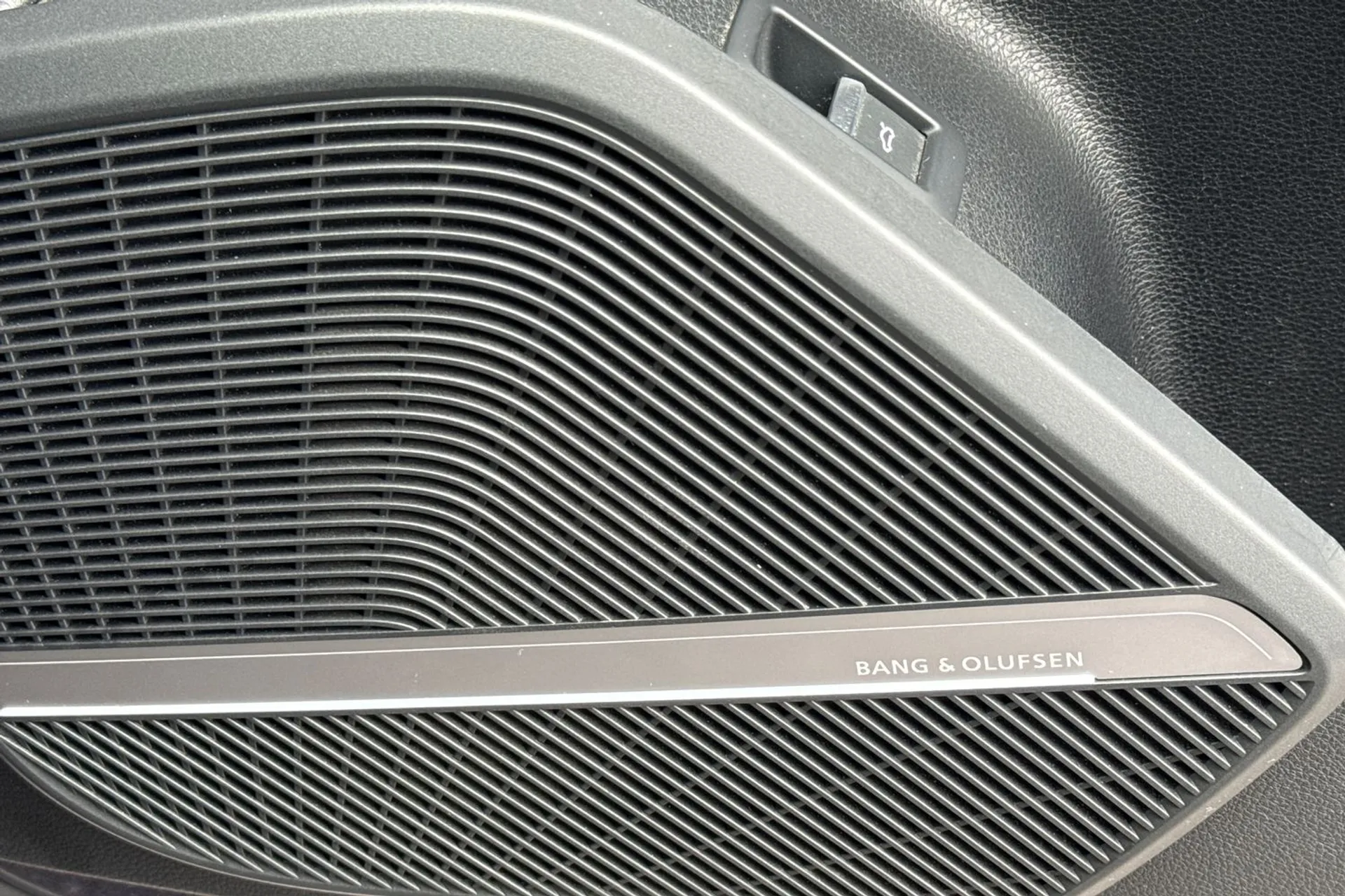 Audi Q5 thumbnail image number 40