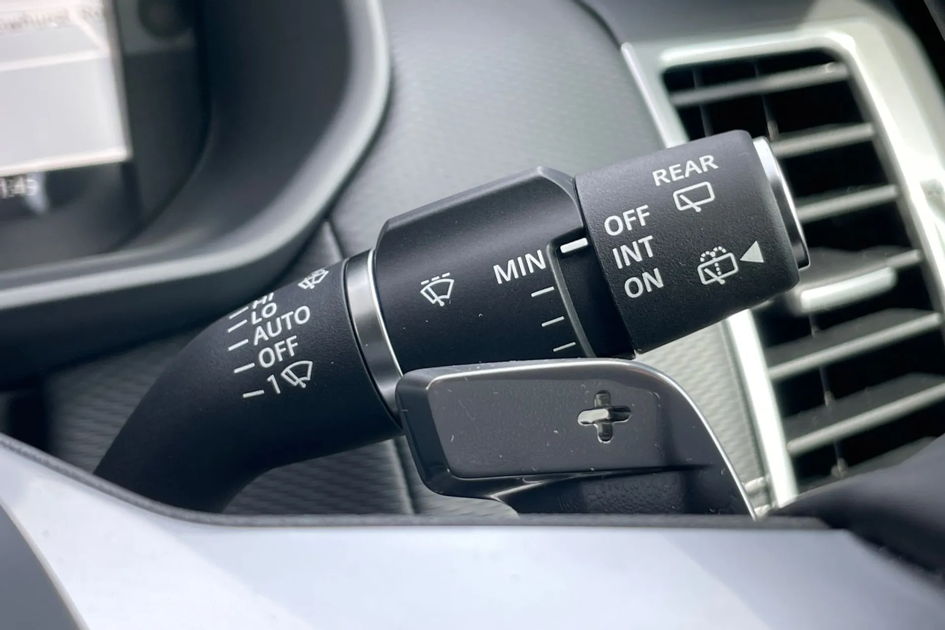 LAND ROVER DISCOVERY thumbnail image number 32