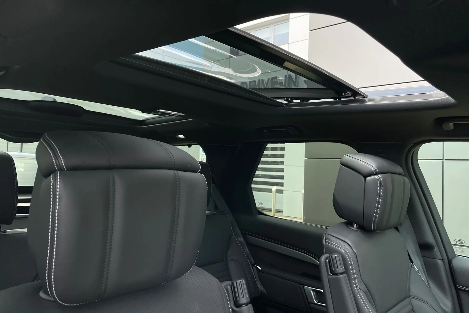 LAND ROVER DISCOVERY thumbnail image number 9