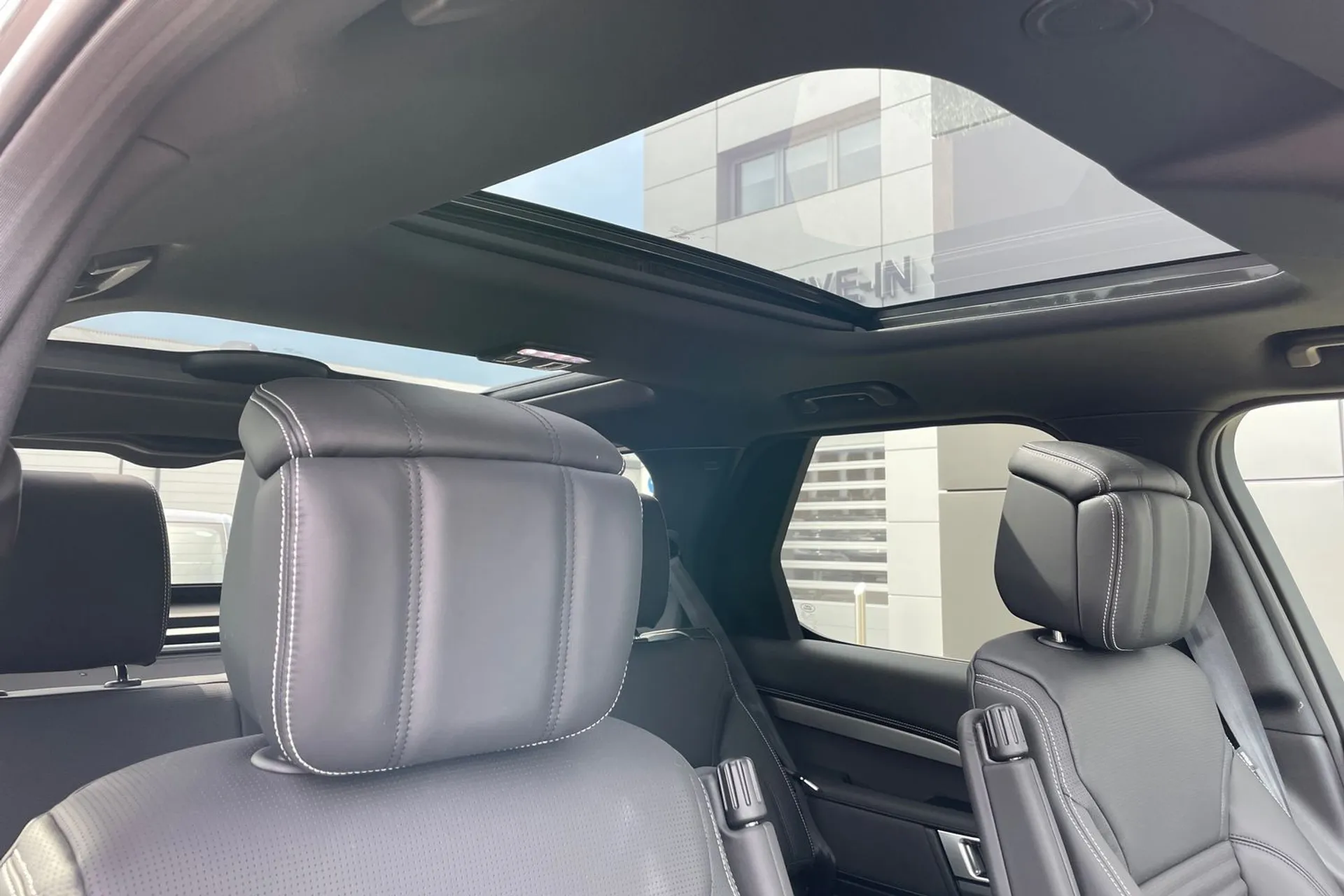 LAND ROVER DISCOVERY thumbnail image number 8