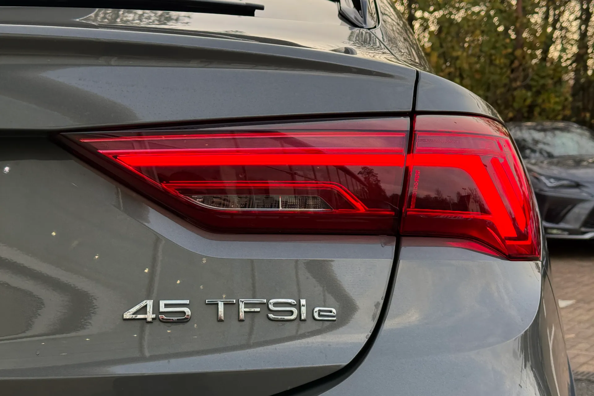 Audi Q3 thumbnail image number 38