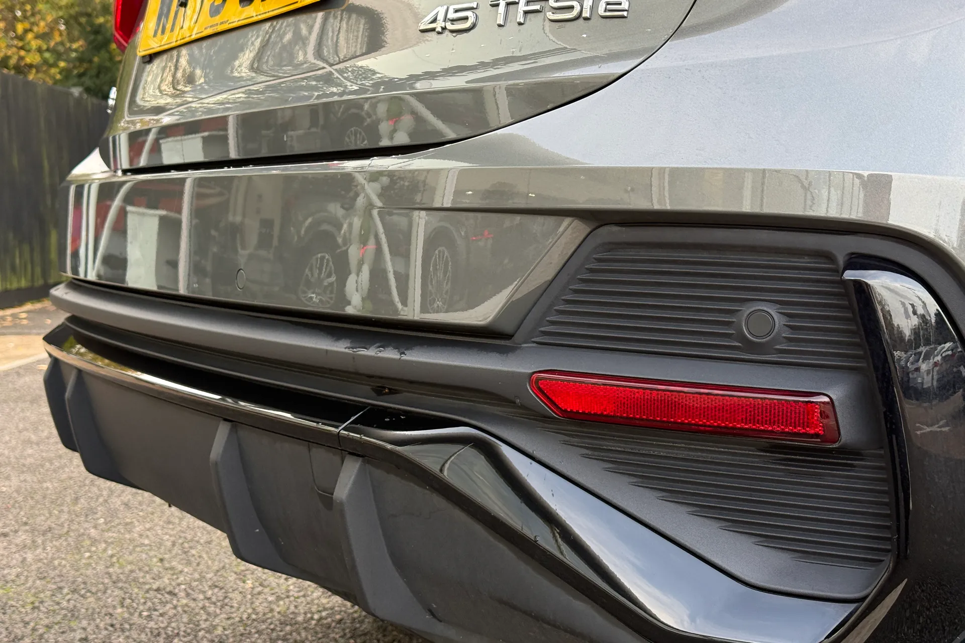 Audi Q3 thumbnail image number 36