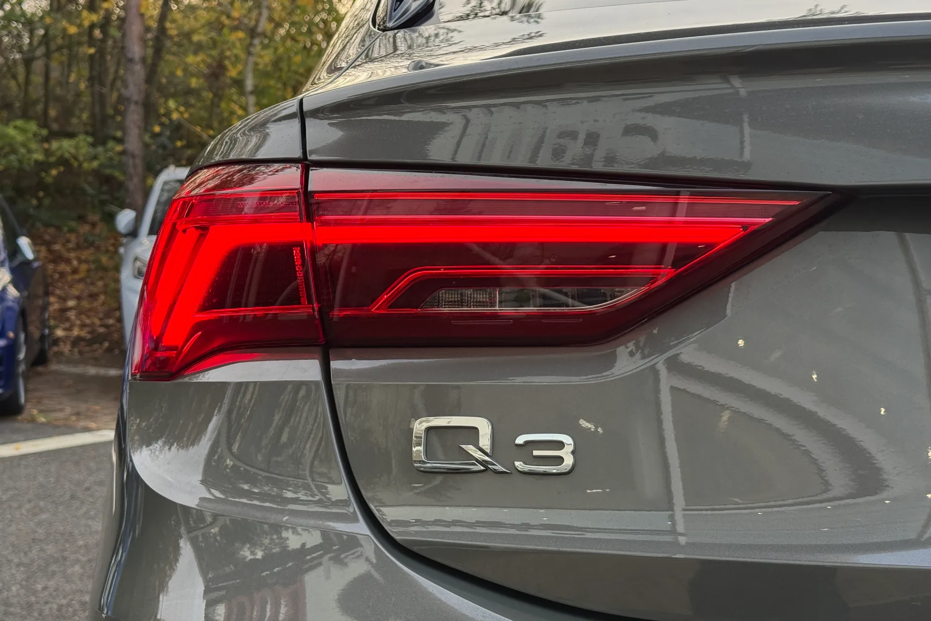 Audi Q3 thumbnail image number 37