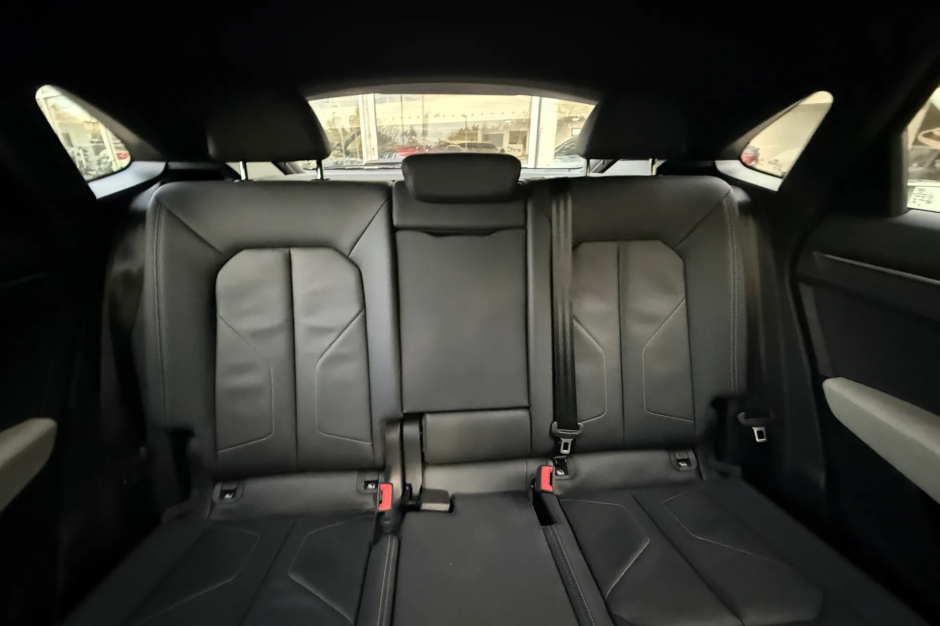 Audi Q3 thumbnail image number 58