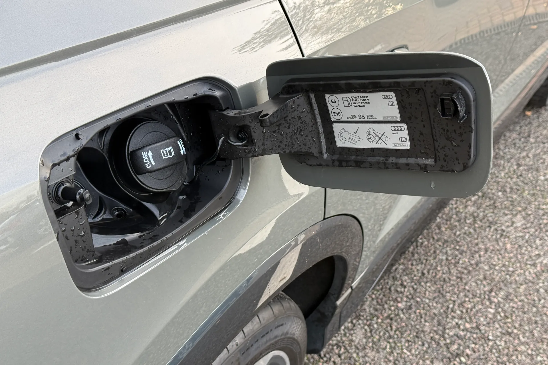 Audi Q3 thumbnail image number 25