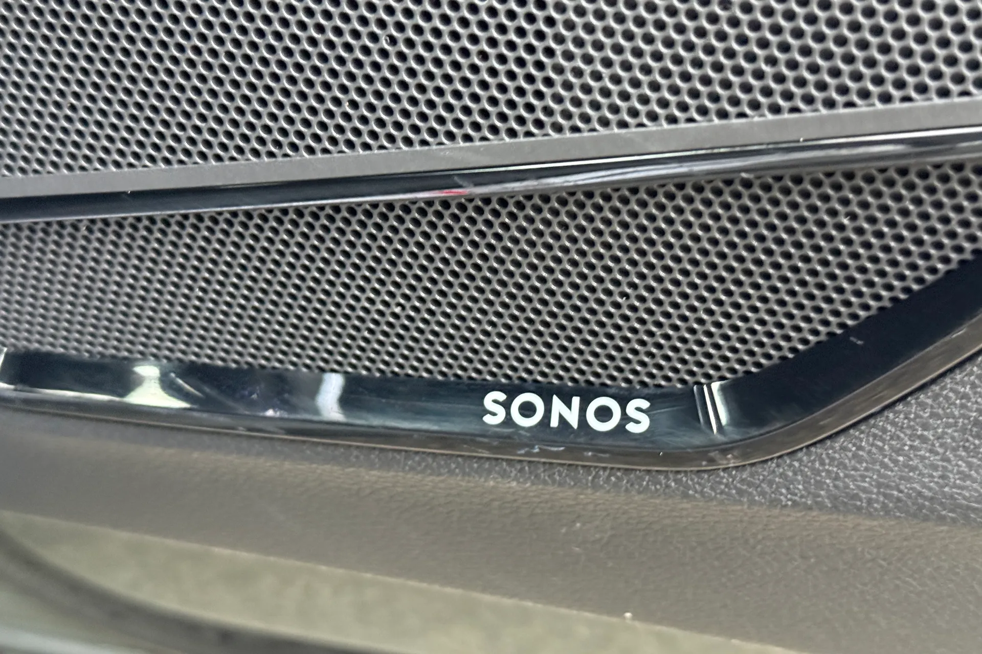 Audi Q3 thumbnail image number 22