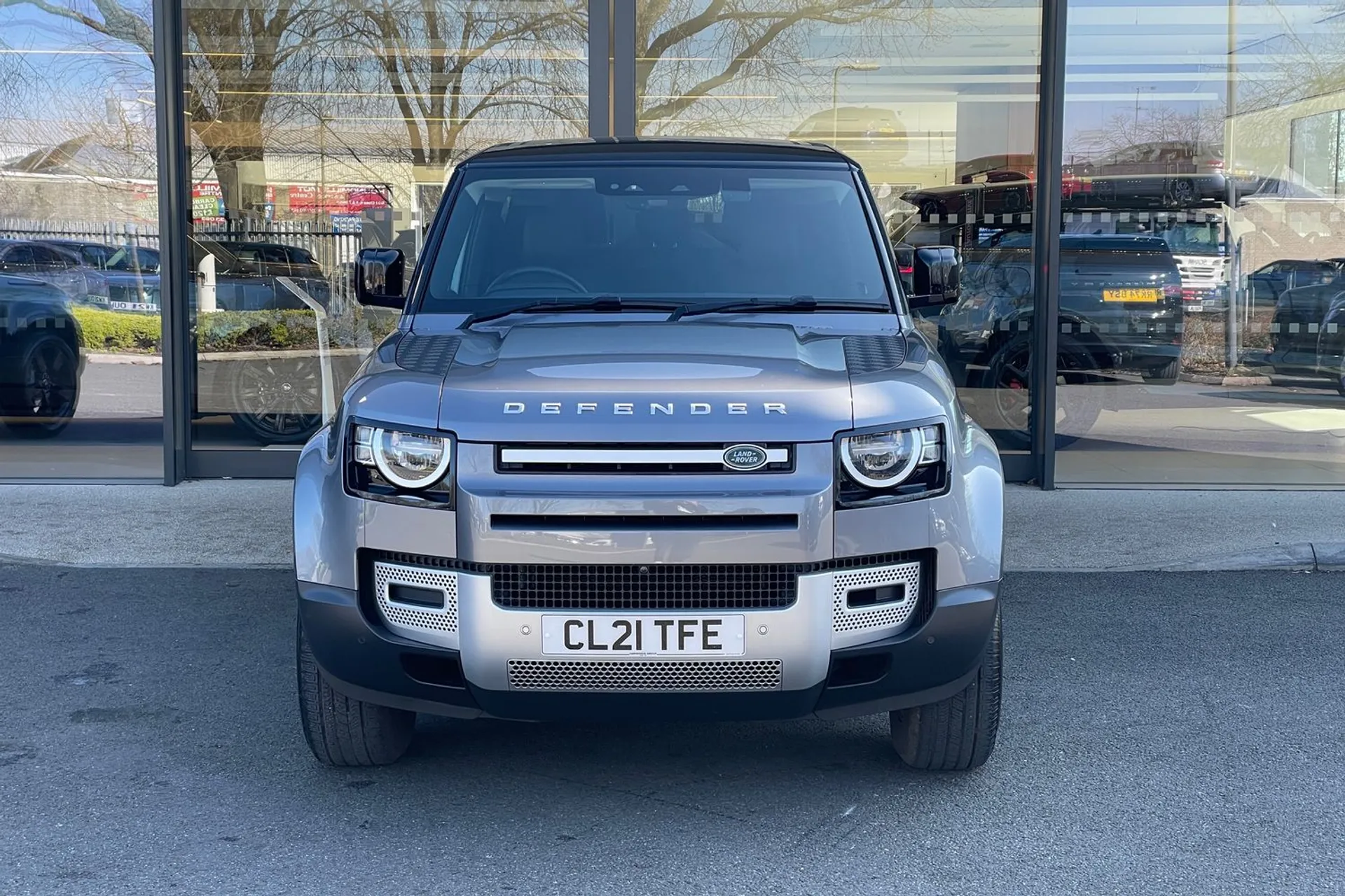 LAND ROVER DEFENDER thumbnail image number 6