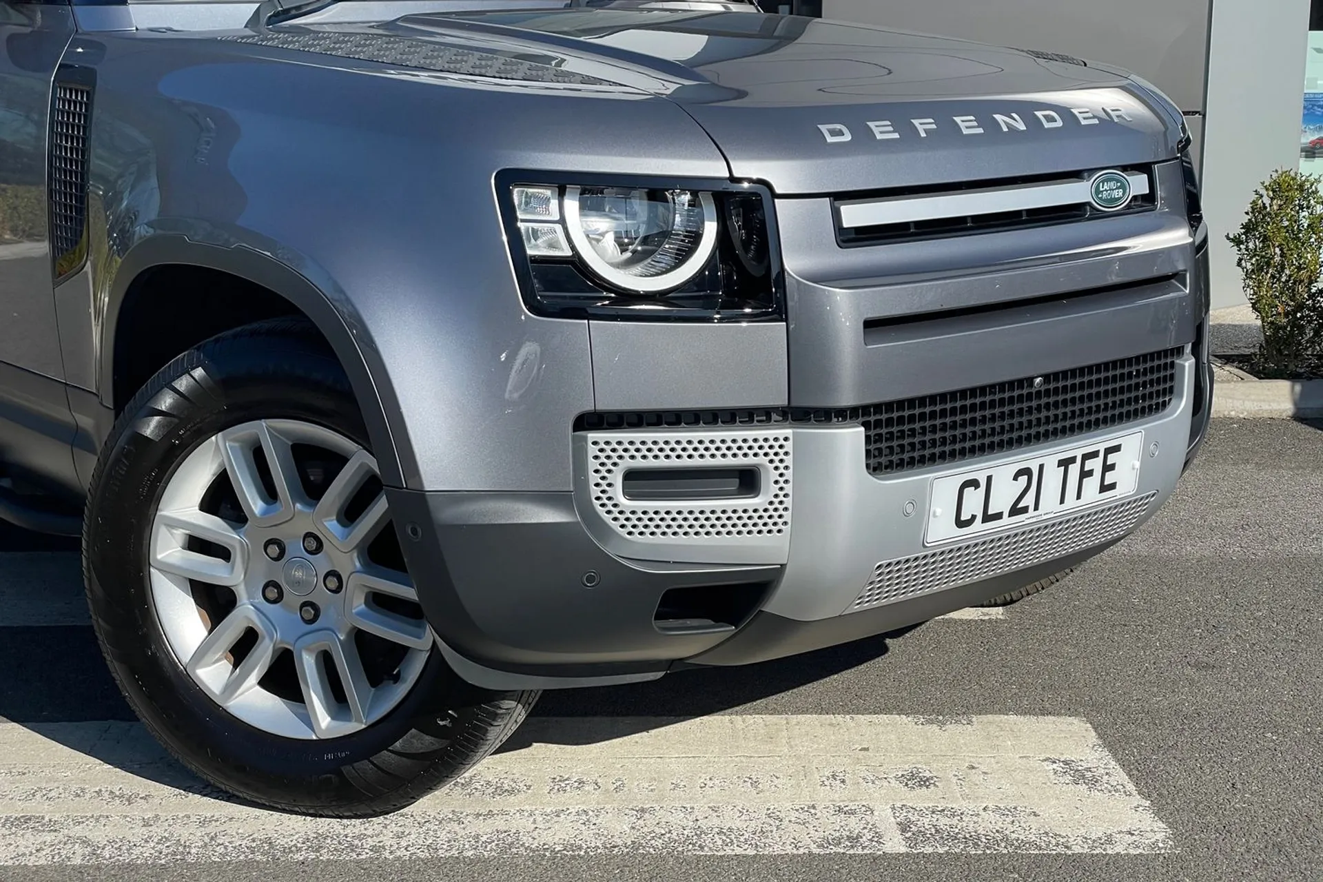 LAND ROVER DEFENDER thumbnail image number 30