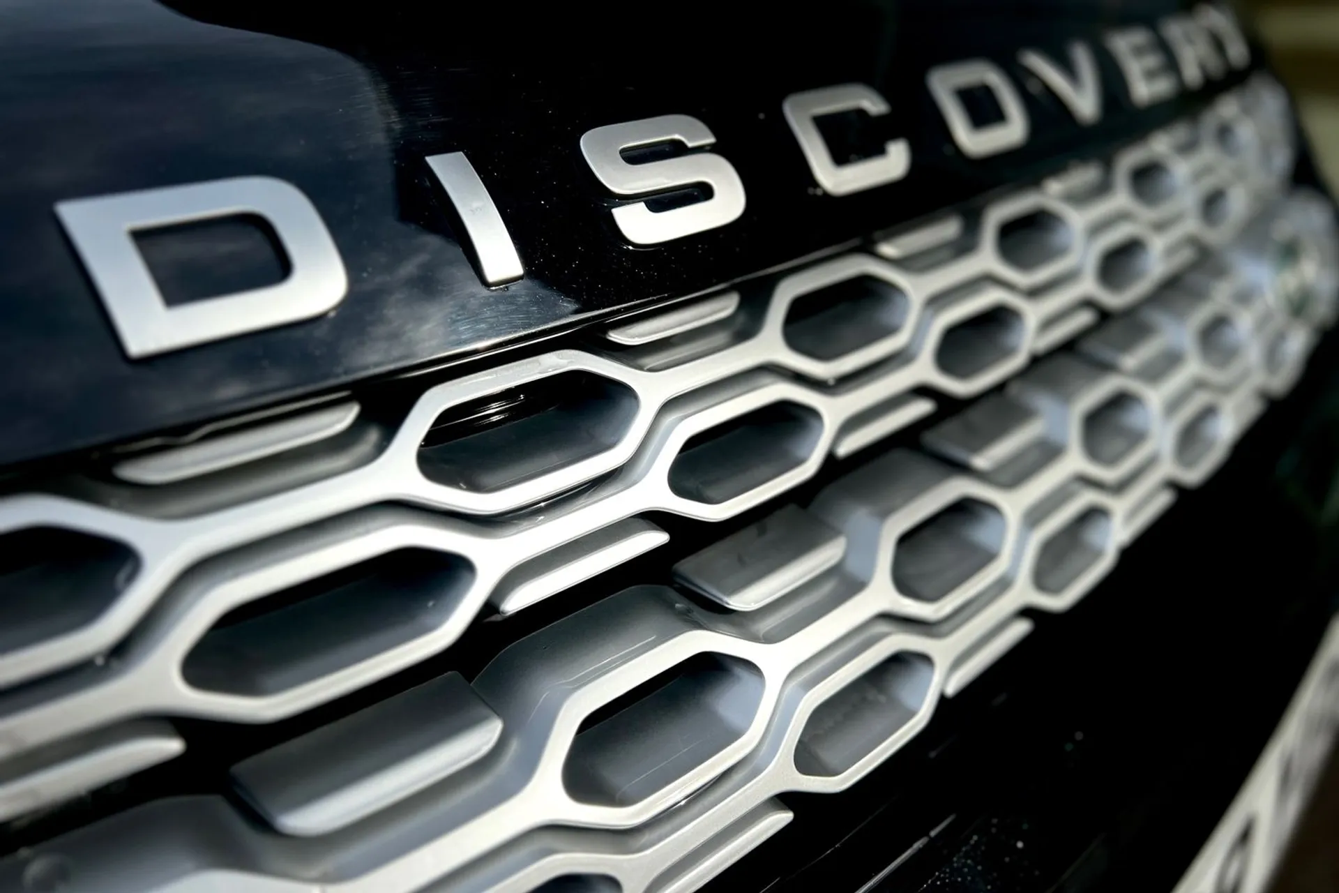 LAND ROVER DISCOVERY SPORT thumbnail image number 18