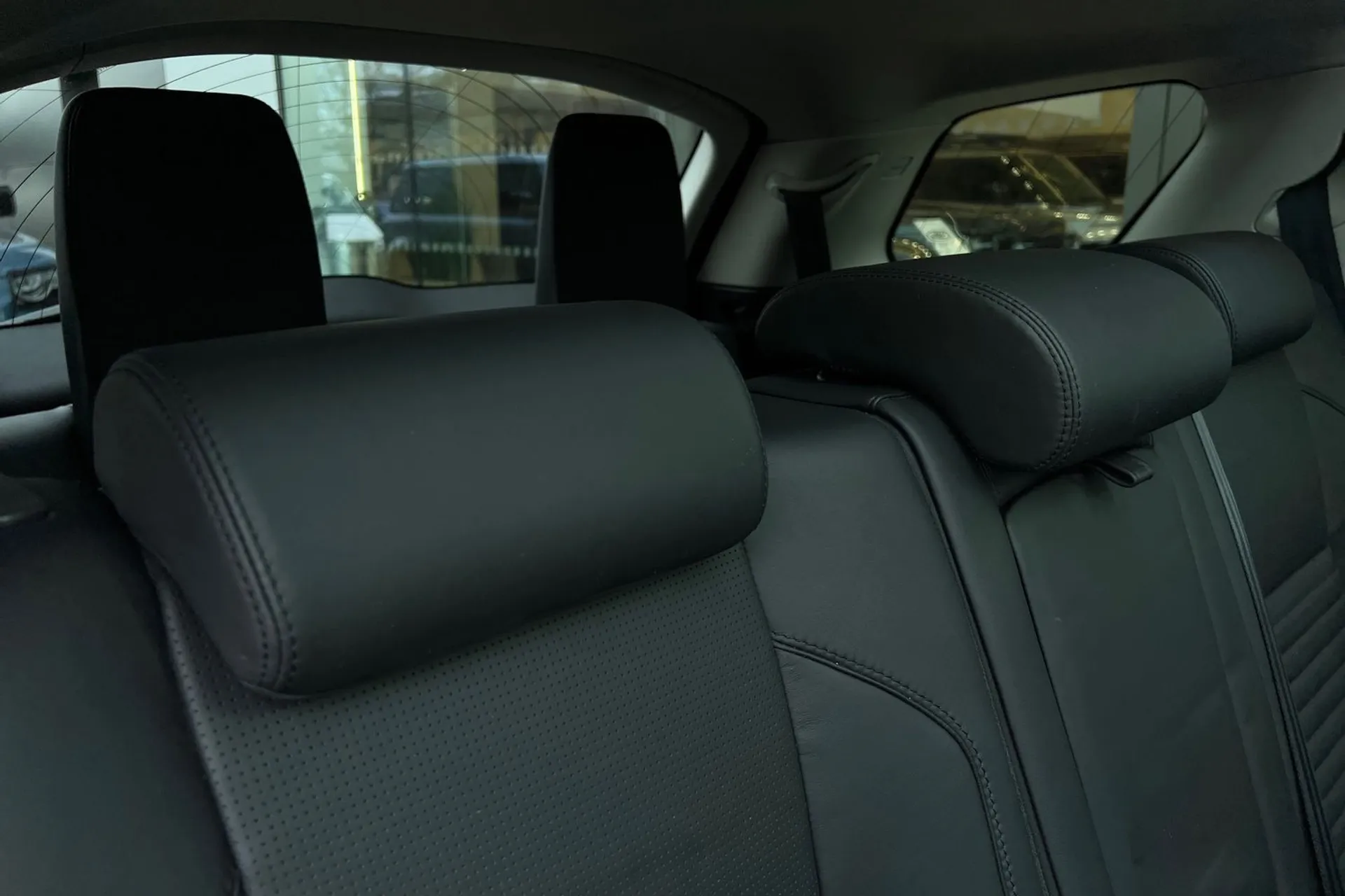 LAND ROVER DISCOVERY SPORT thumbnail image number 37