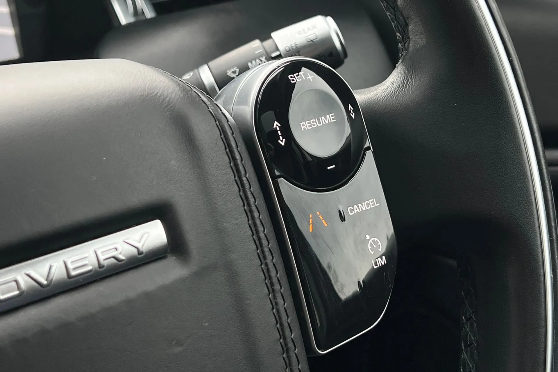 LAND ROVER DISCOVERY SPORT thumbnail image number 50