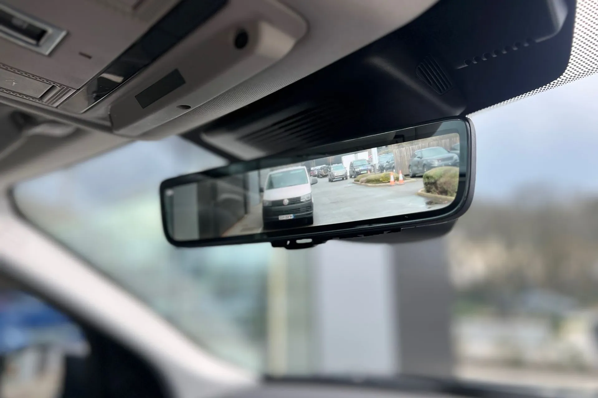 LAND ROVER DISCOVERY SPORT thumbnail image number 23