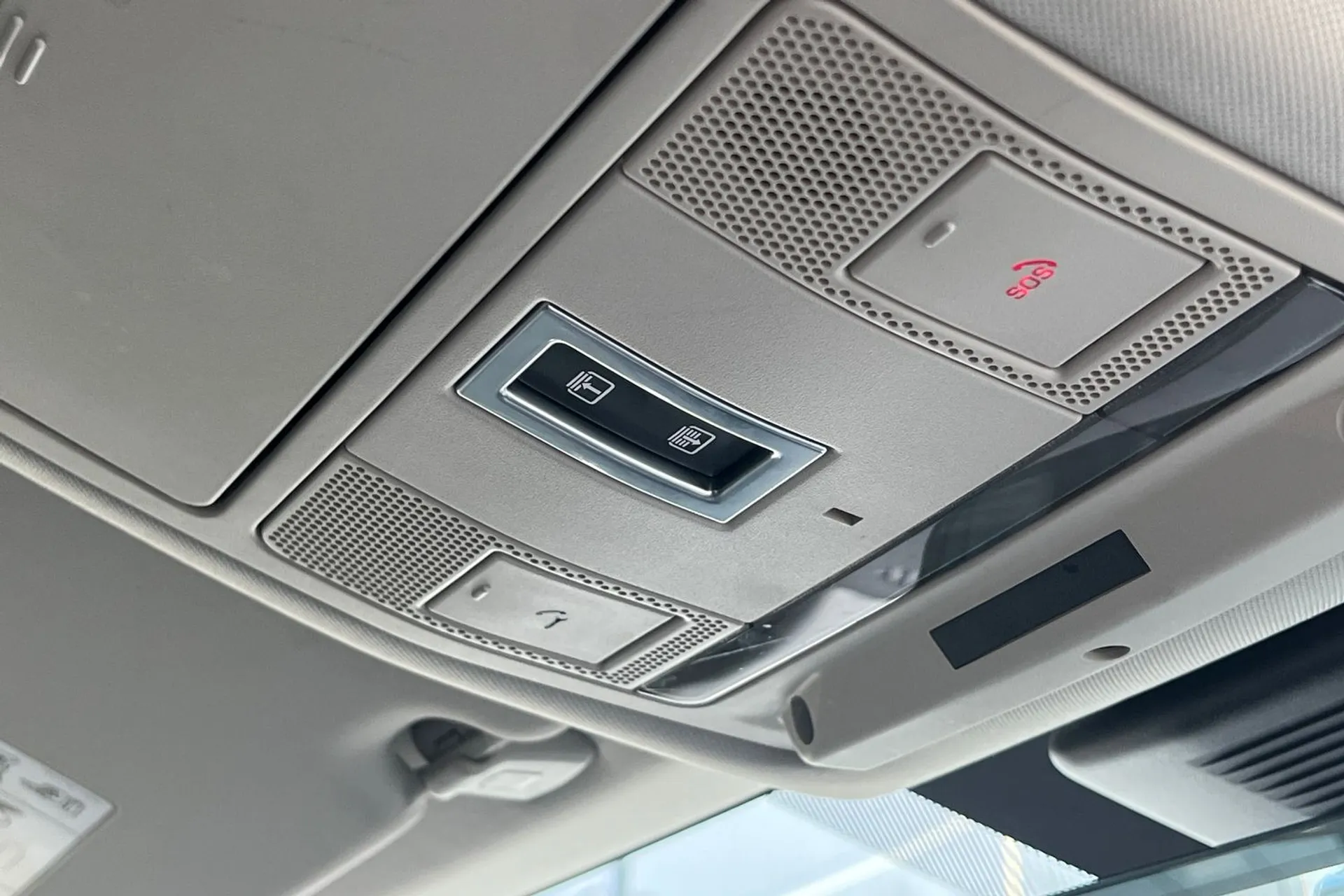 LAND ROVER DISCOVERY SPORT thumbnail image number 58