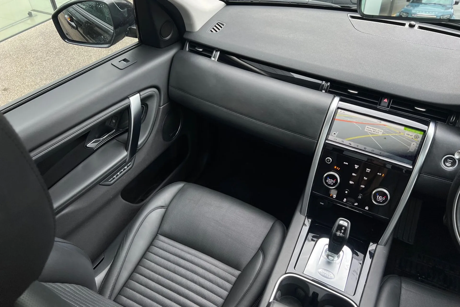 LAND ROVER DISCOVERY SPORT thumbnail image number 19