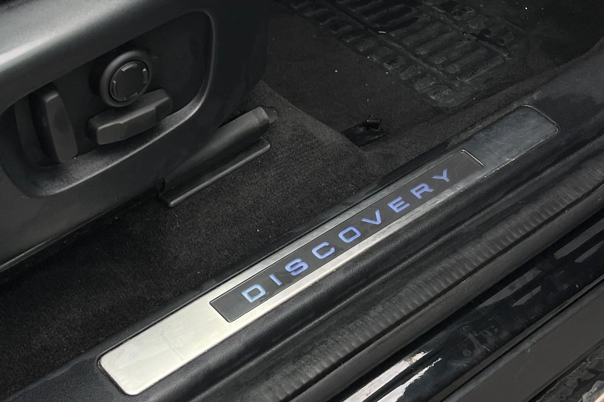 LAND ROVER DISCOVERY SPORT thumbnail image number 44