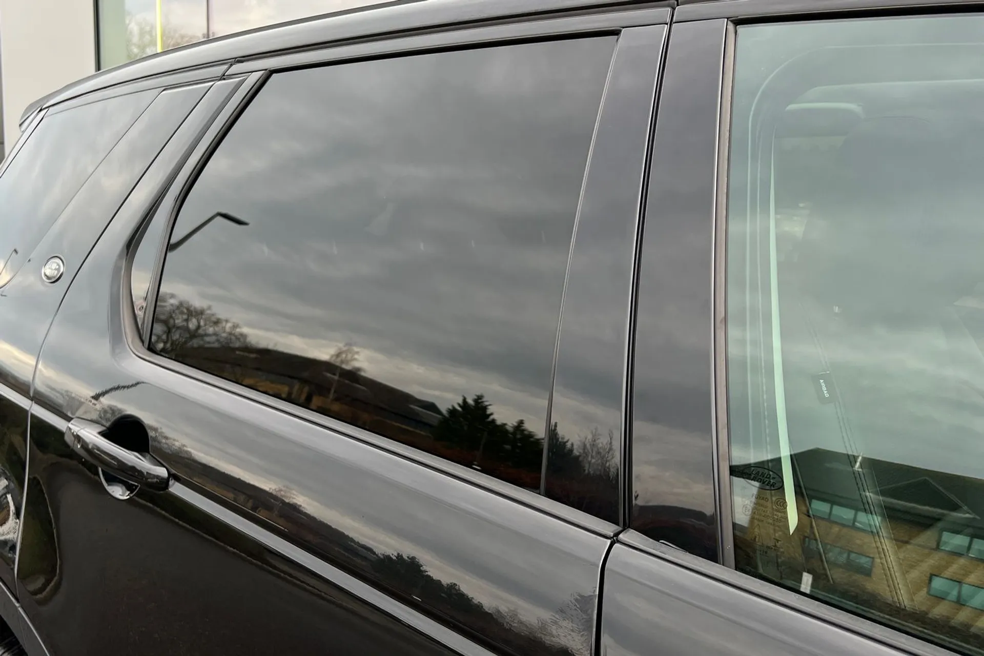 LAND ROVER DISCOVERY SPORT thumbnail image number 26