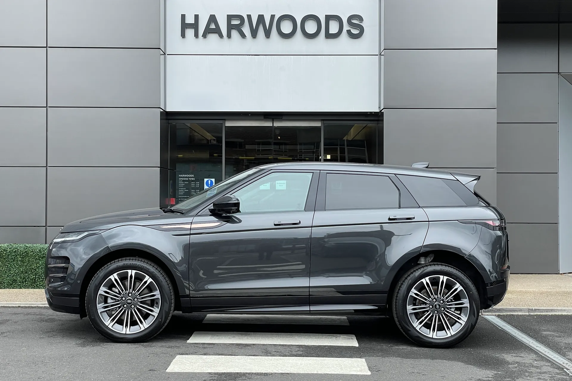 LAND ROVER RANGE ROVER EVOQUE thumbnail image number 9