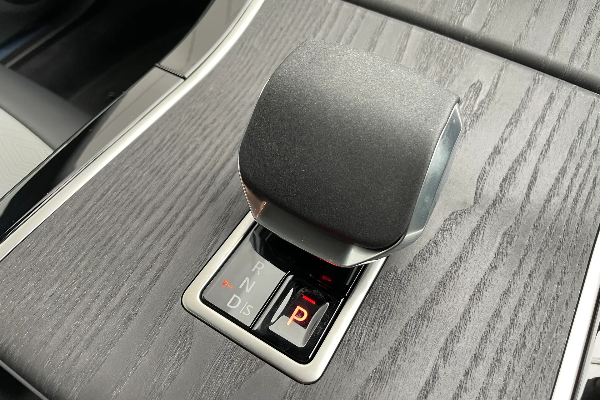 LAND ROVER RANGE ROVER EVOQUE thumbnail image number 30