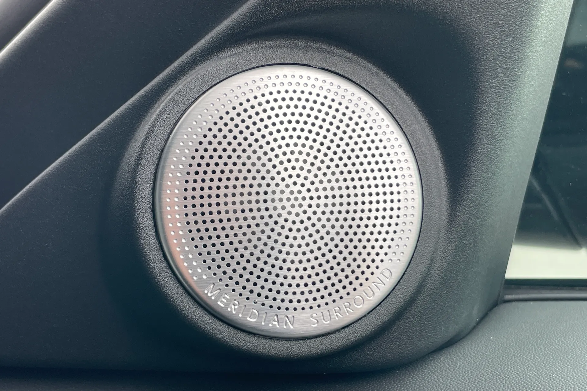 LAND ROVER RANGE ROVER EVOQUE thumbnail image number 41