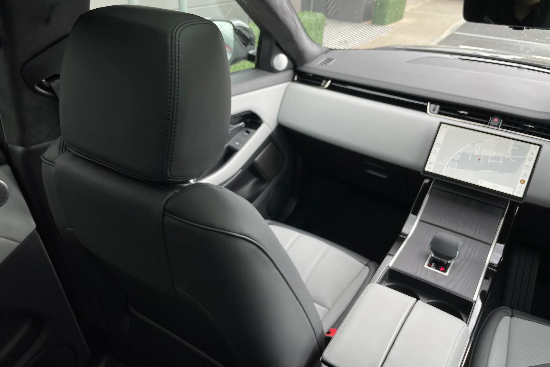 LAND ROVER RANGE ROVER EVOQUE thumbnail image number 47