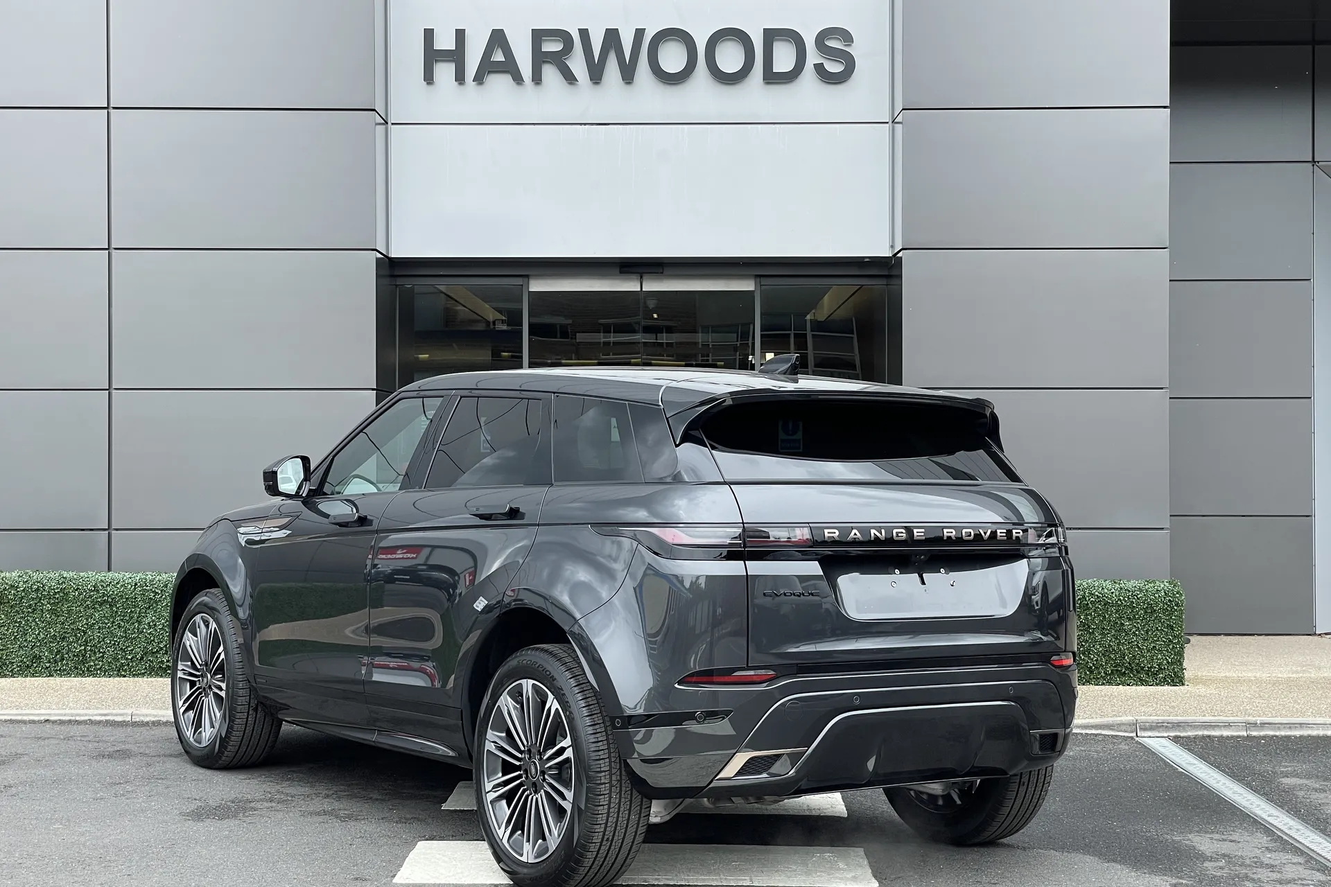LAND ROVER RANGE ROVER EVOQUE thumbnail image number 14