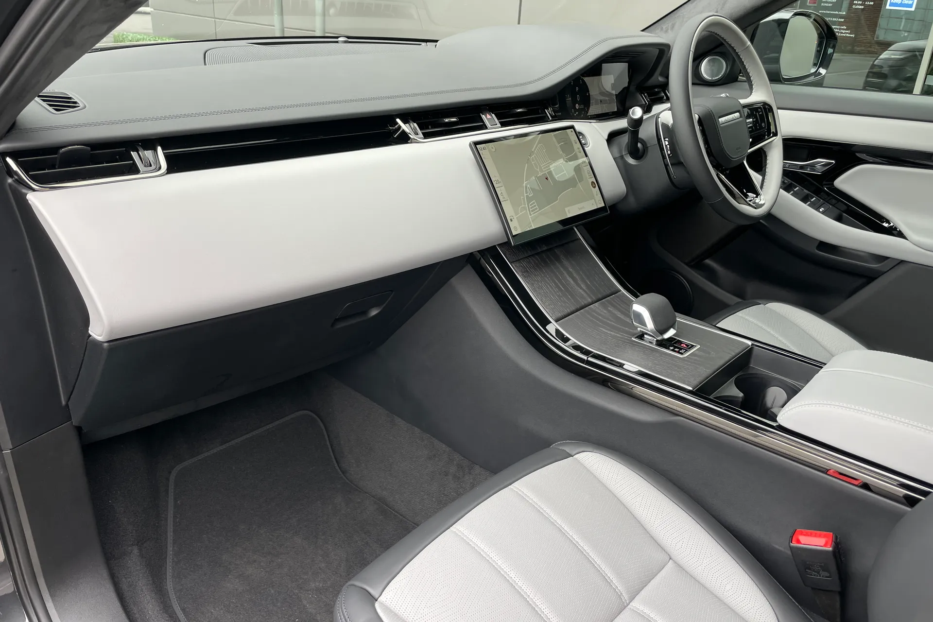 LAND ROVER RANGE ROVER EVOQUE thumbnail image number 54