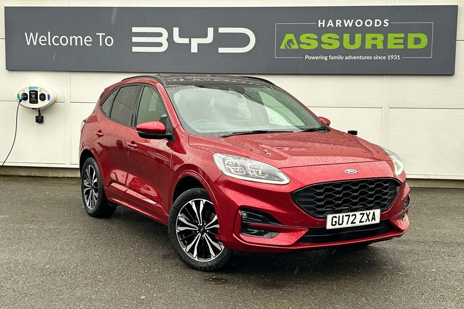 FORD KUGA focused image