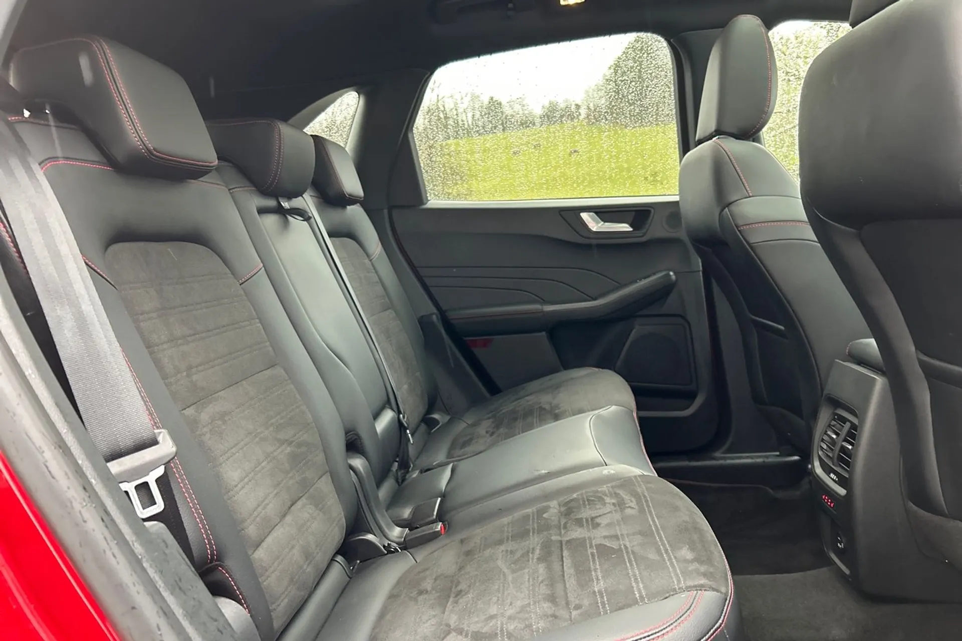 FORD KUGA thumbnail image number 17