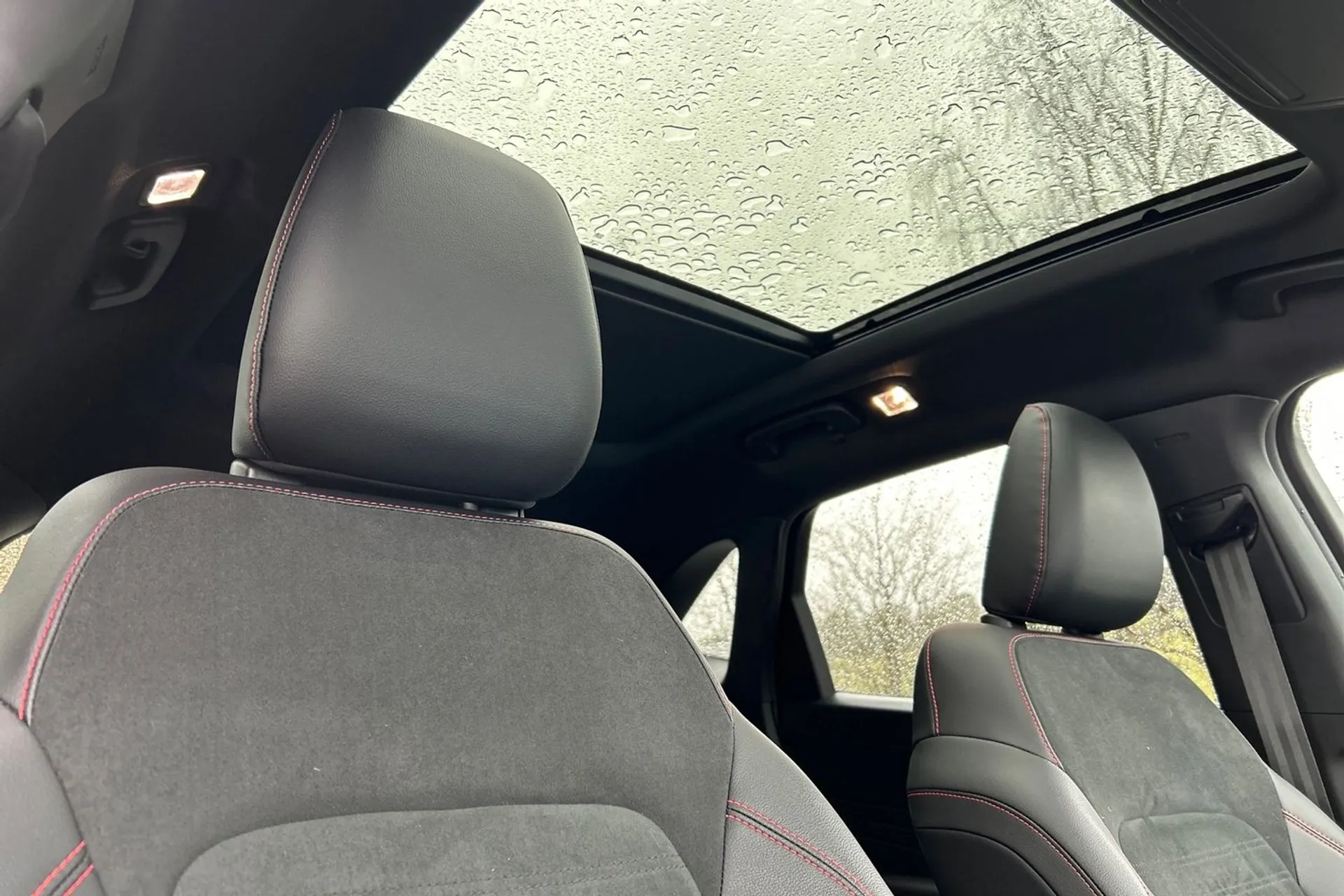 FORD KUGA thumbnail image number 52