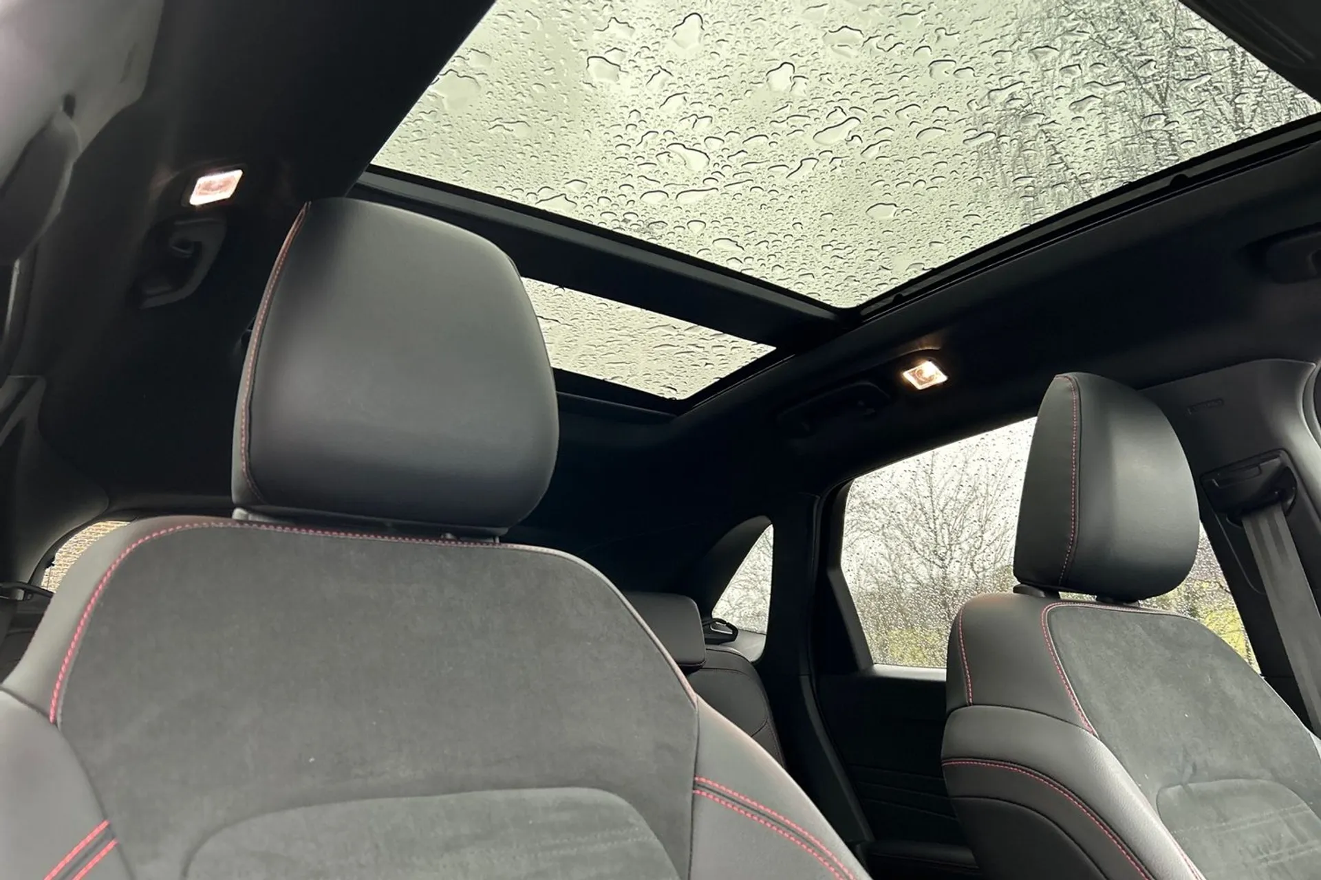 FORD KUGA thumbnail image number 51