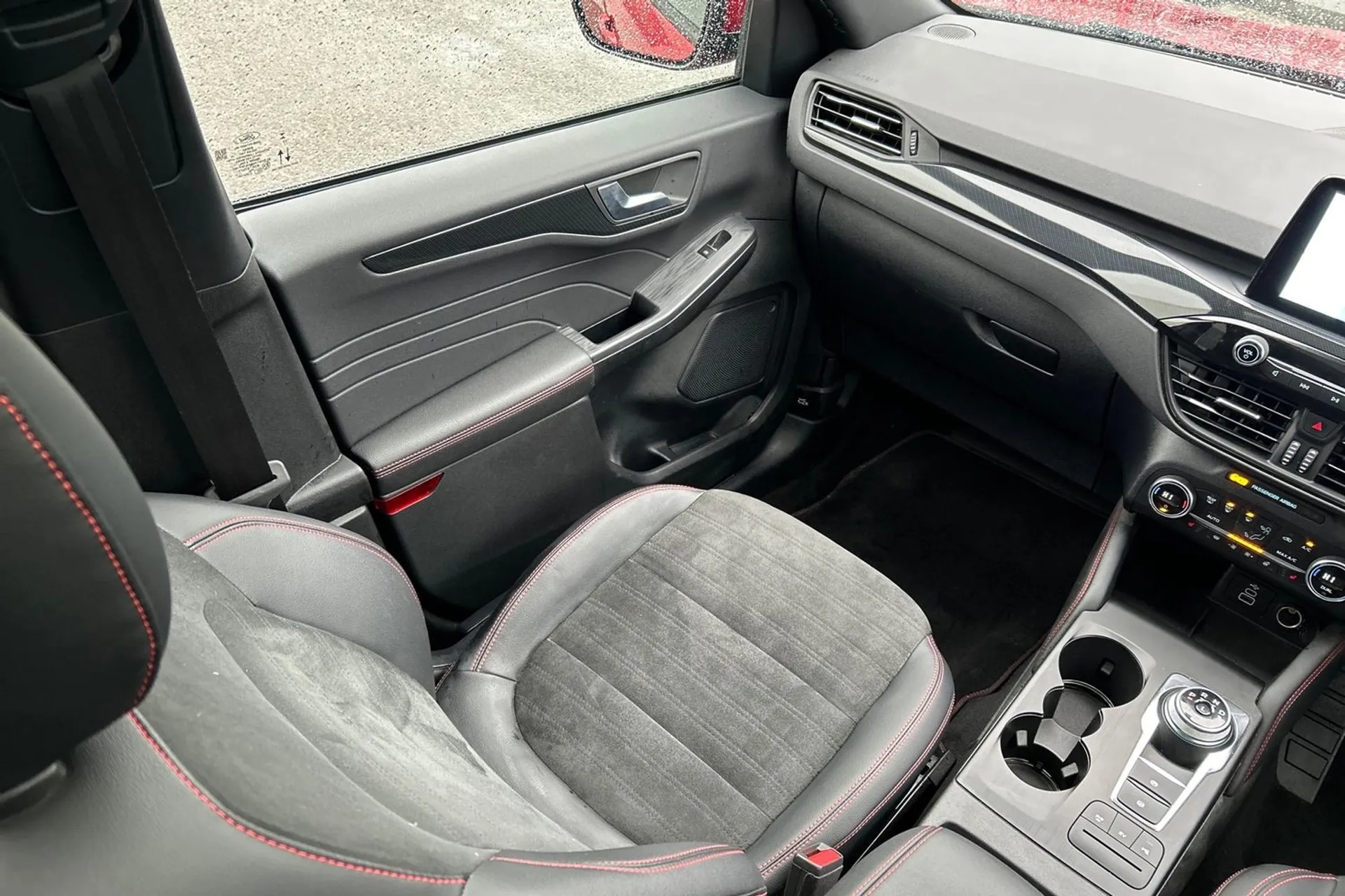 FORD KUGA thumbnail image number 37