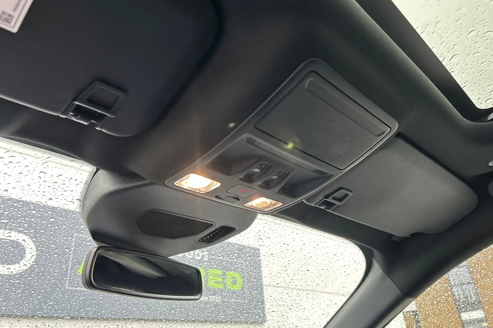 FORD KUGA thumbnail image number 50