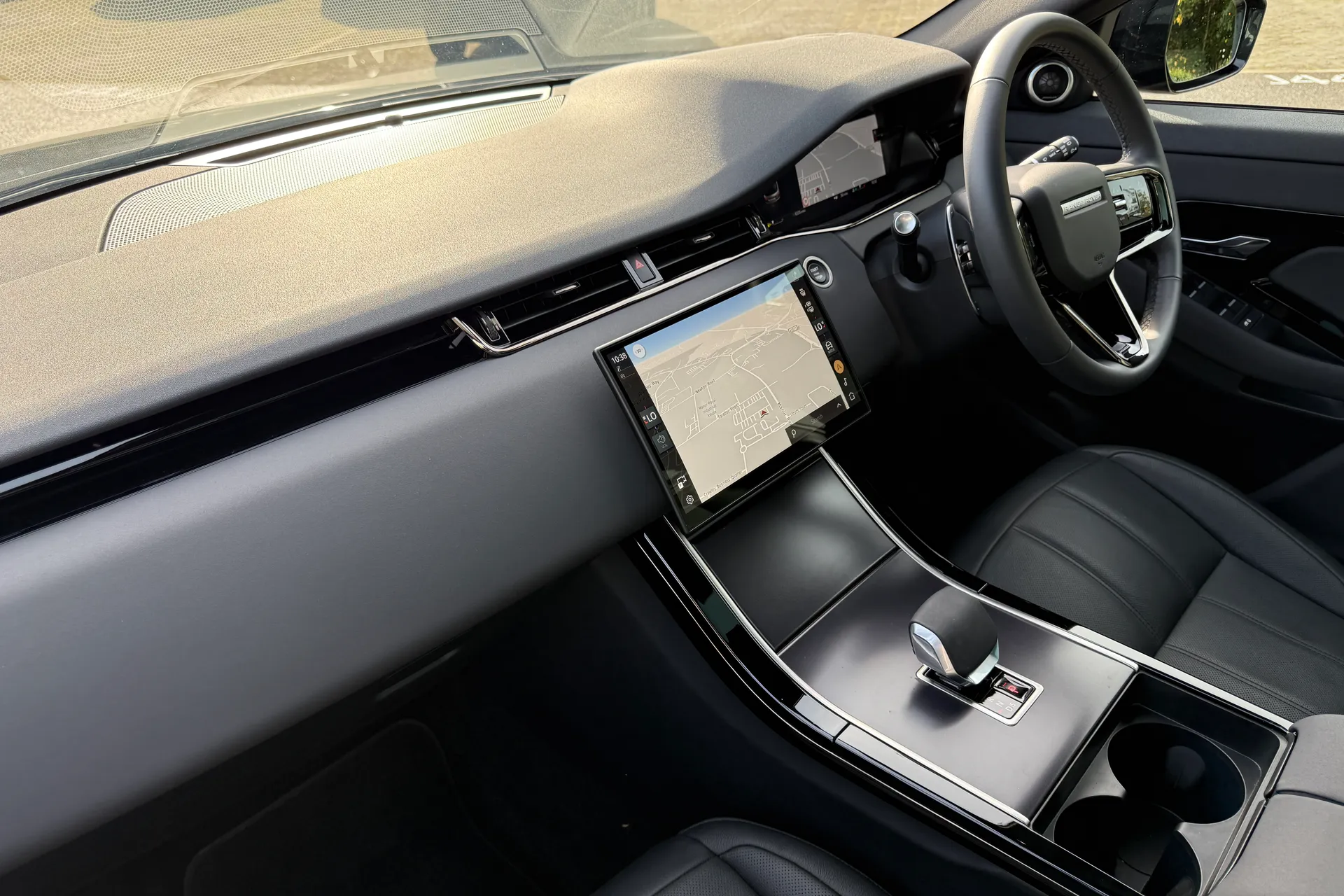 LAND ROVER RANGE ROVER EVOQUE thumbnail image number 43