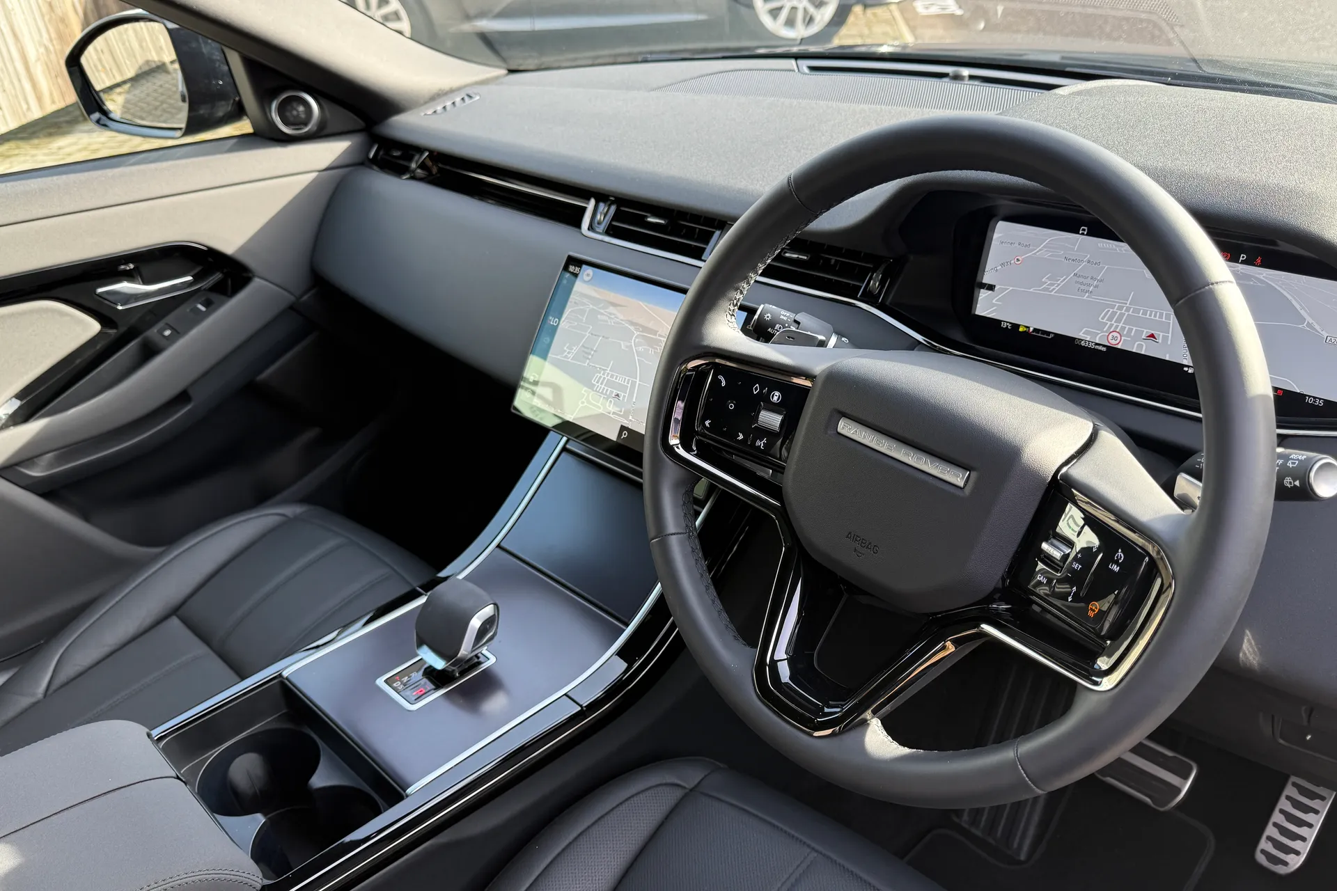 LAND ROVER RANGE ROVER EVOQUE thumbnail image number 42