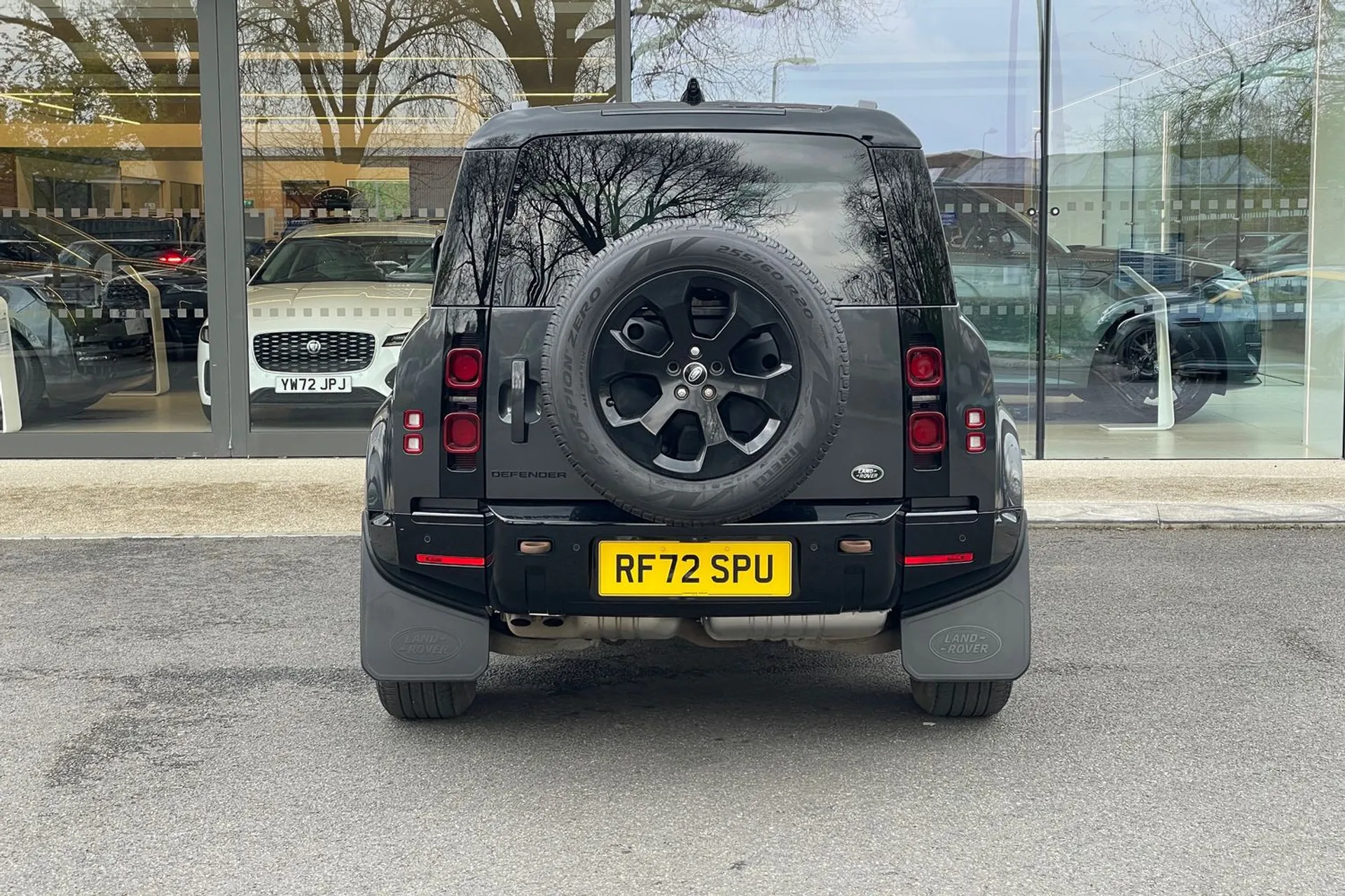 LAND ROVER DEFENDER thumbnail image number 8