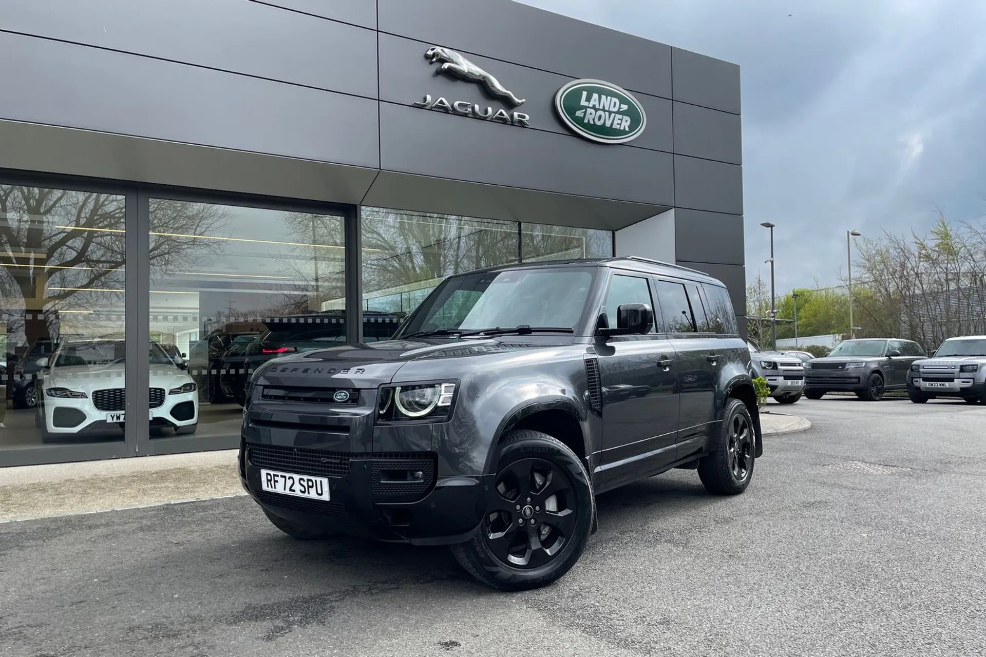 LAND ROVER DEFENDER thumbnail image number 28
