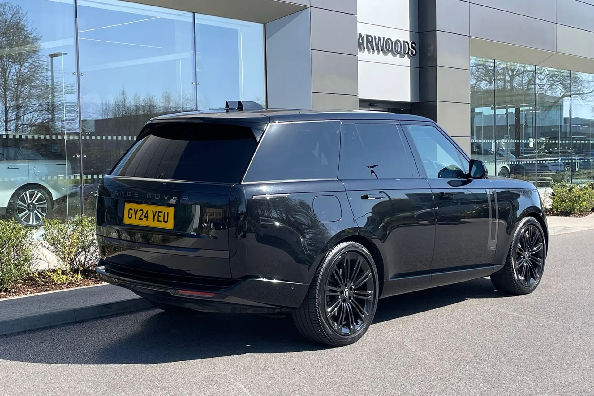 LAND ROVER RANGE ROVER thumbnail image number 11