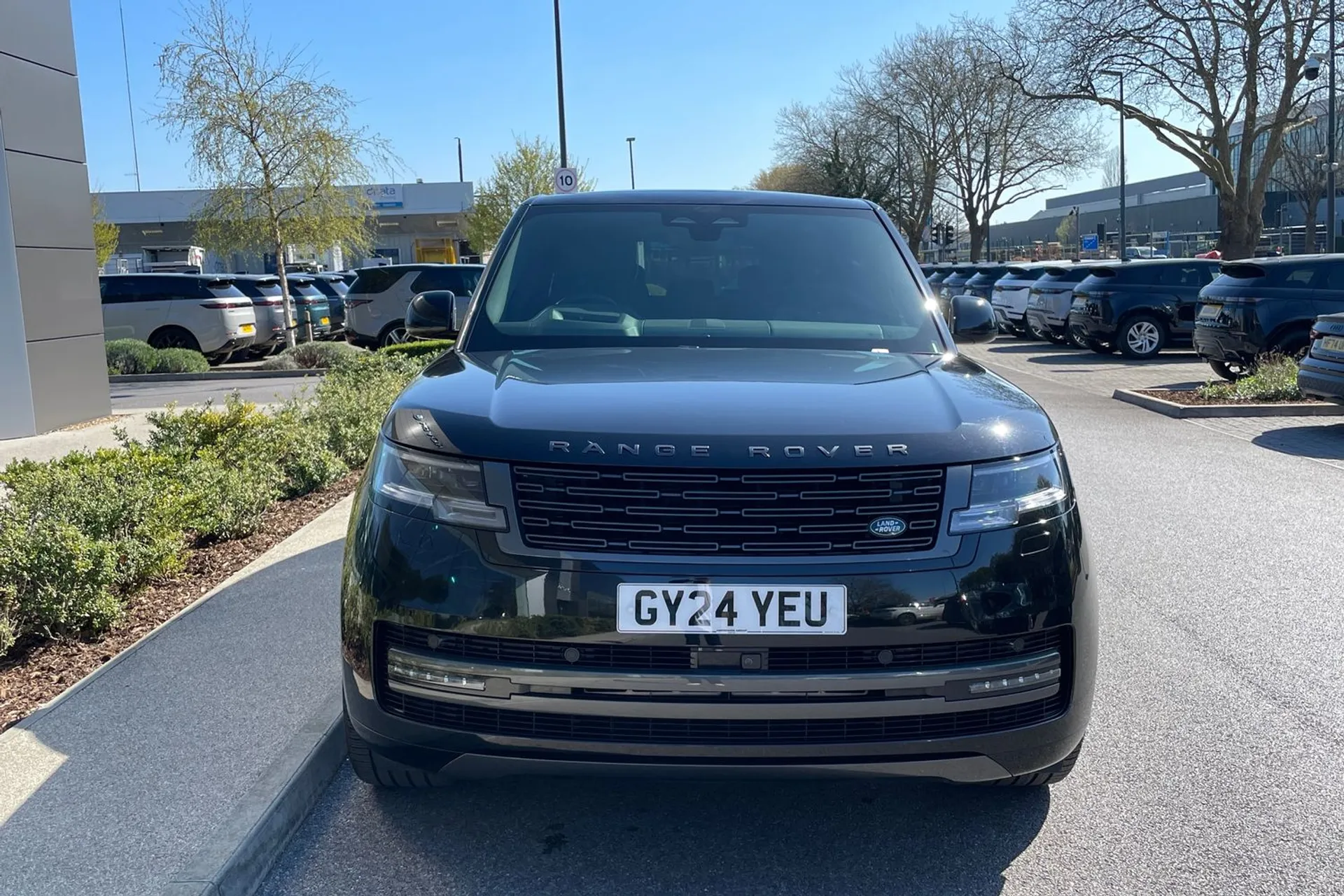 LAND ROVER RANGE ROVER thumbnail image number 15