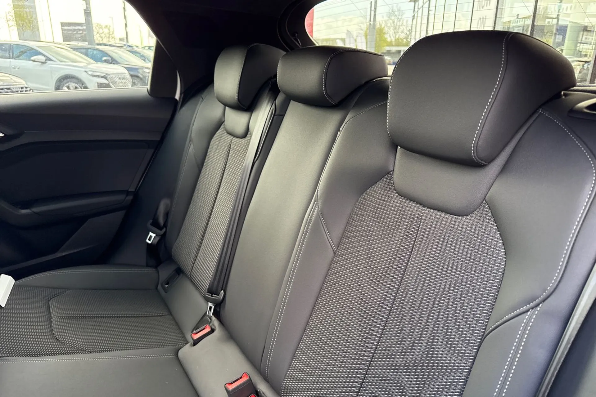 Audi A1 thumbnail image number 45