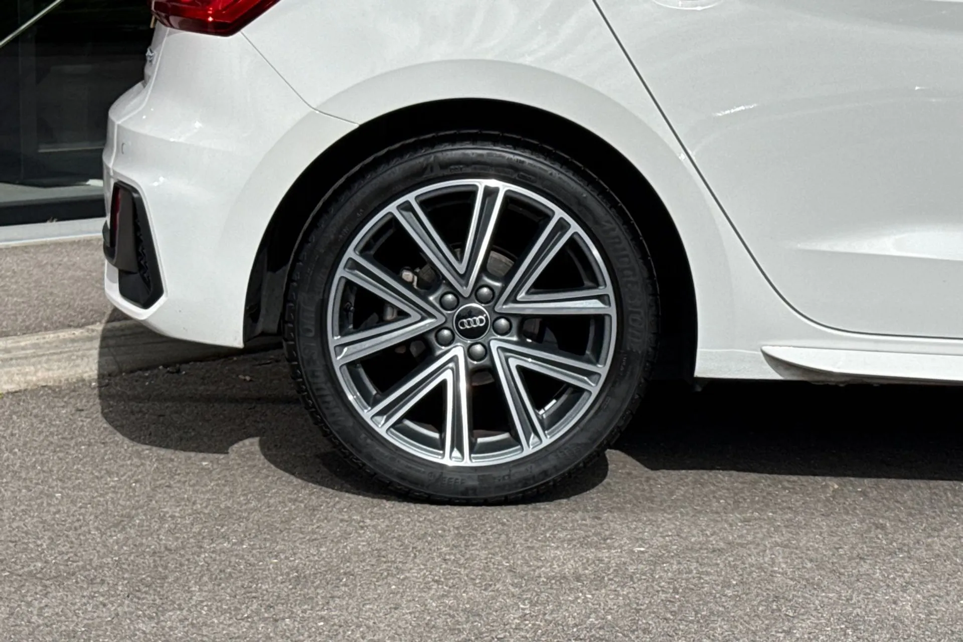 Audi A1 thumbnail image number 17