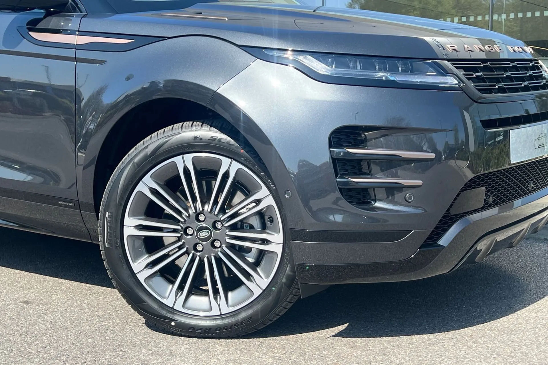 LAND ROVER RANGE ROVER EVOQUE thumbnail image number 8
