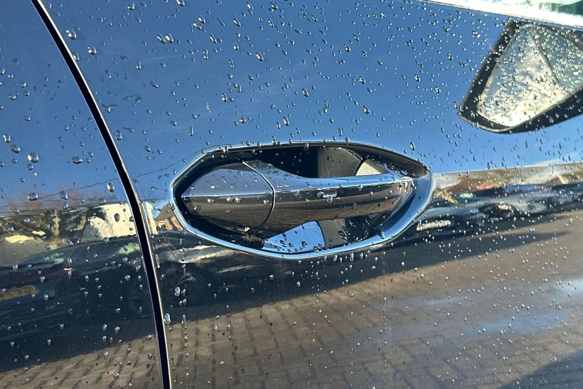 Audi Q4 thumbnail image number 23