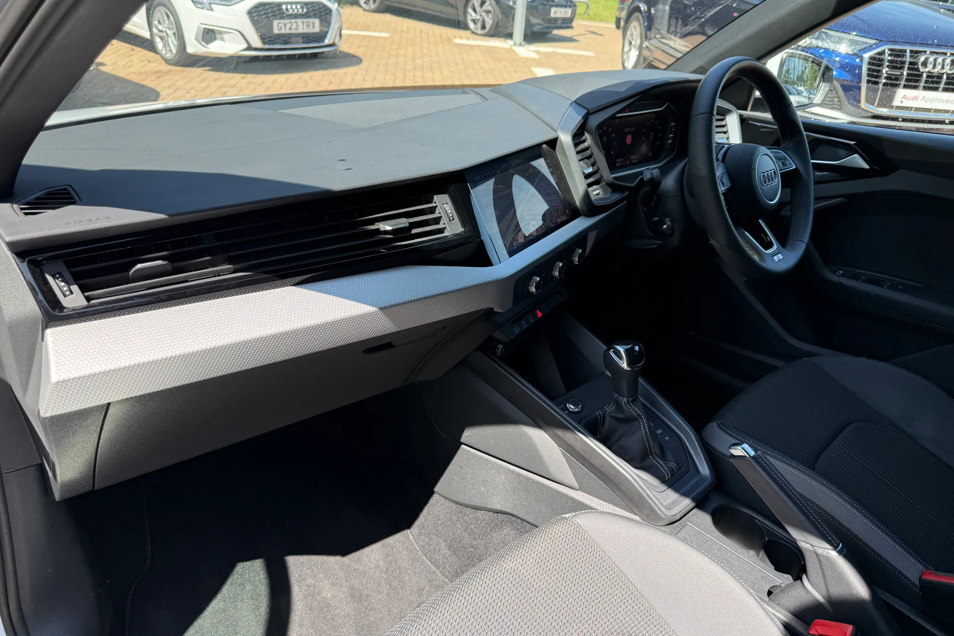 Audi A1 thumbnail image number 43