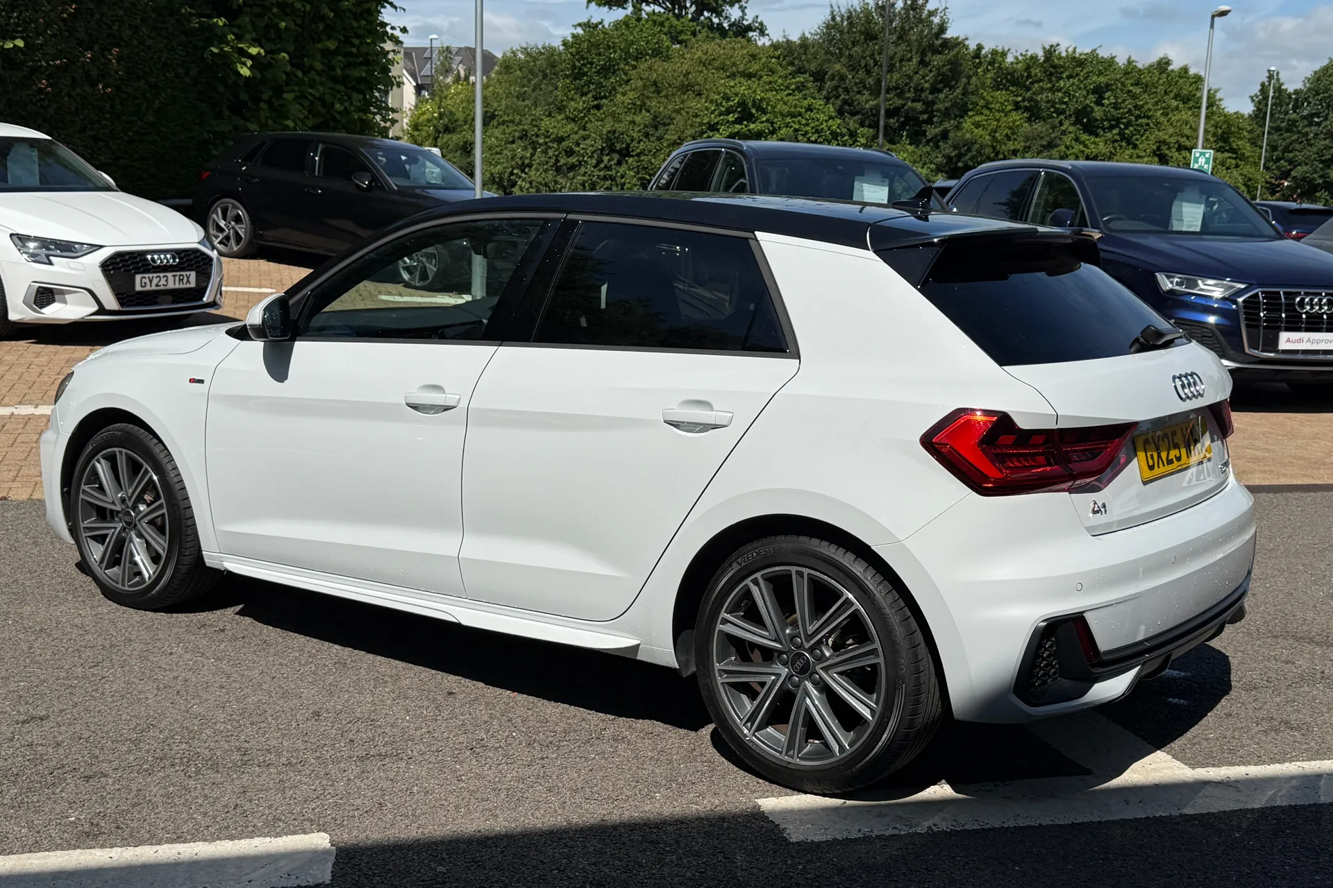 Audi A1 thumbnail image number 38