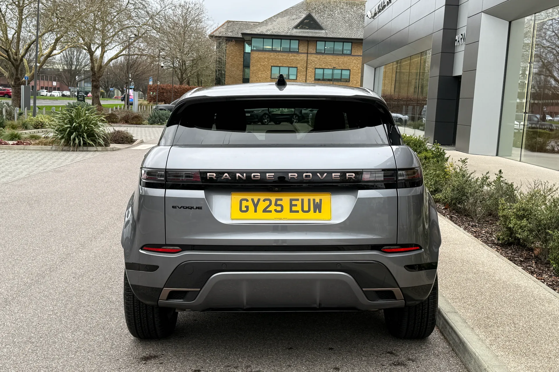 LAND ROVER RANGE ROVER EVOQUE thumbnail image number 17