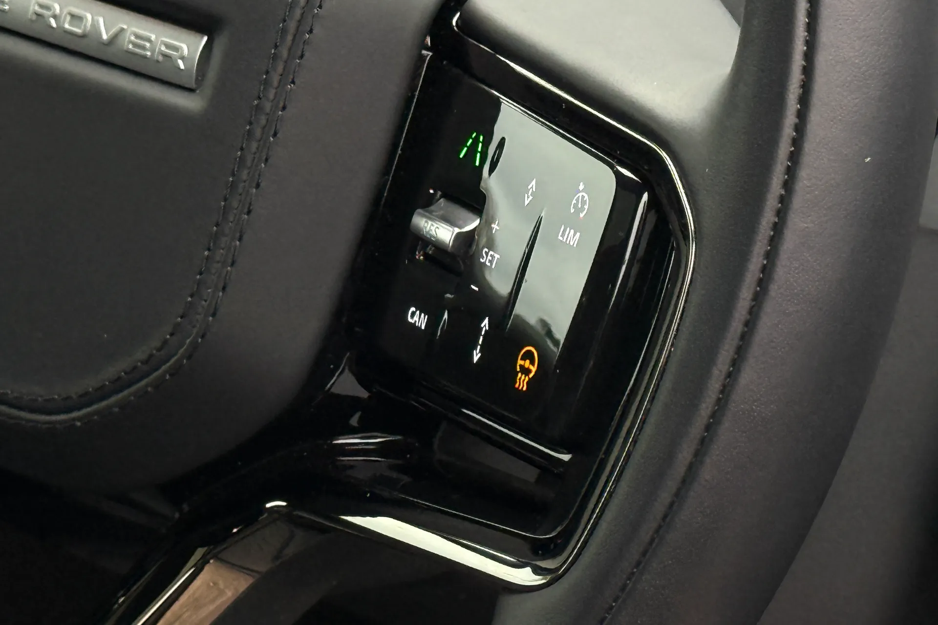 LAND ROVER RANGE ROVER EVOQUE thumbnail image number 51