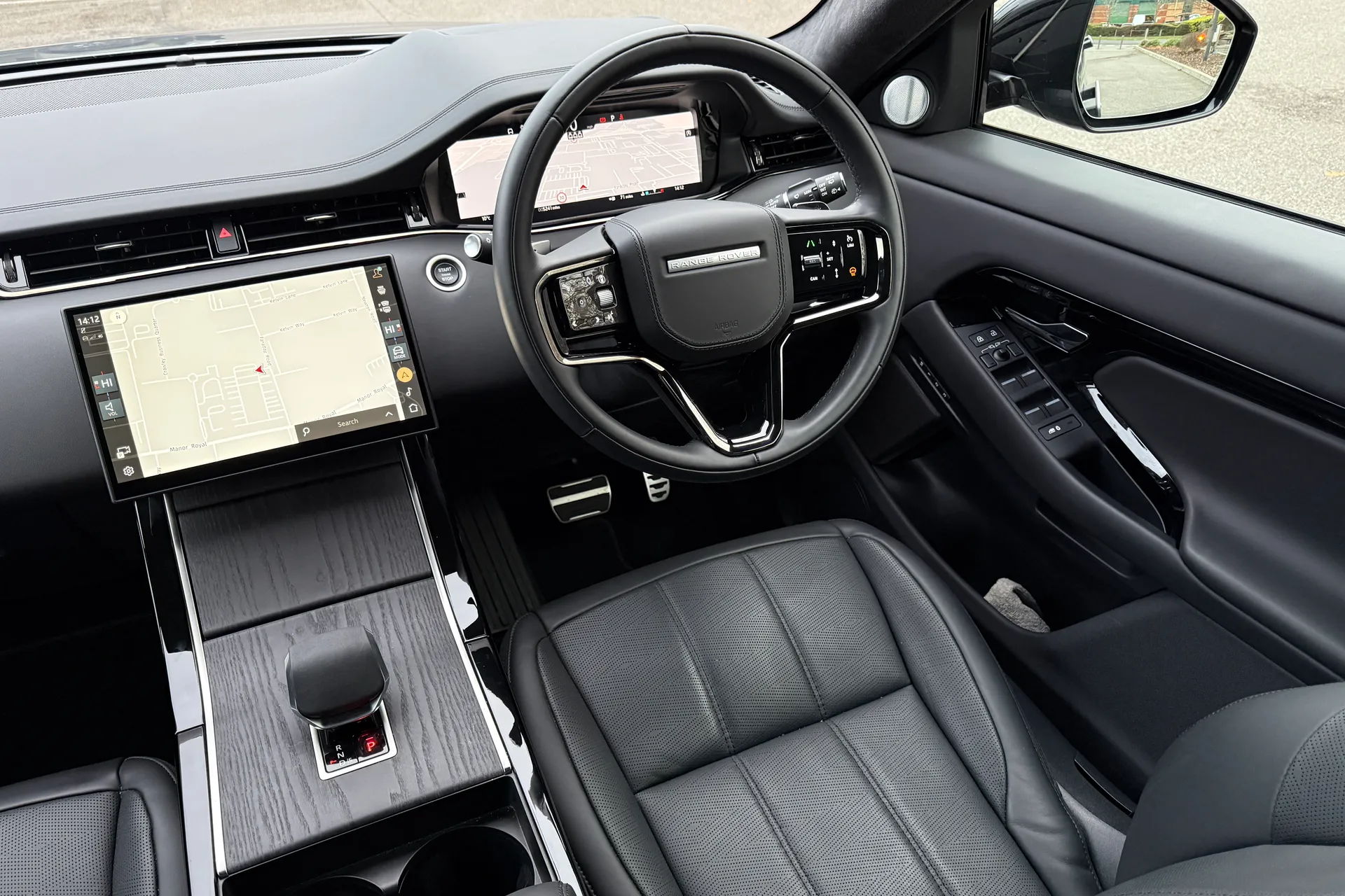 LAND ROVER RANGE ROVER EVOQUE thumbnail image number 28
