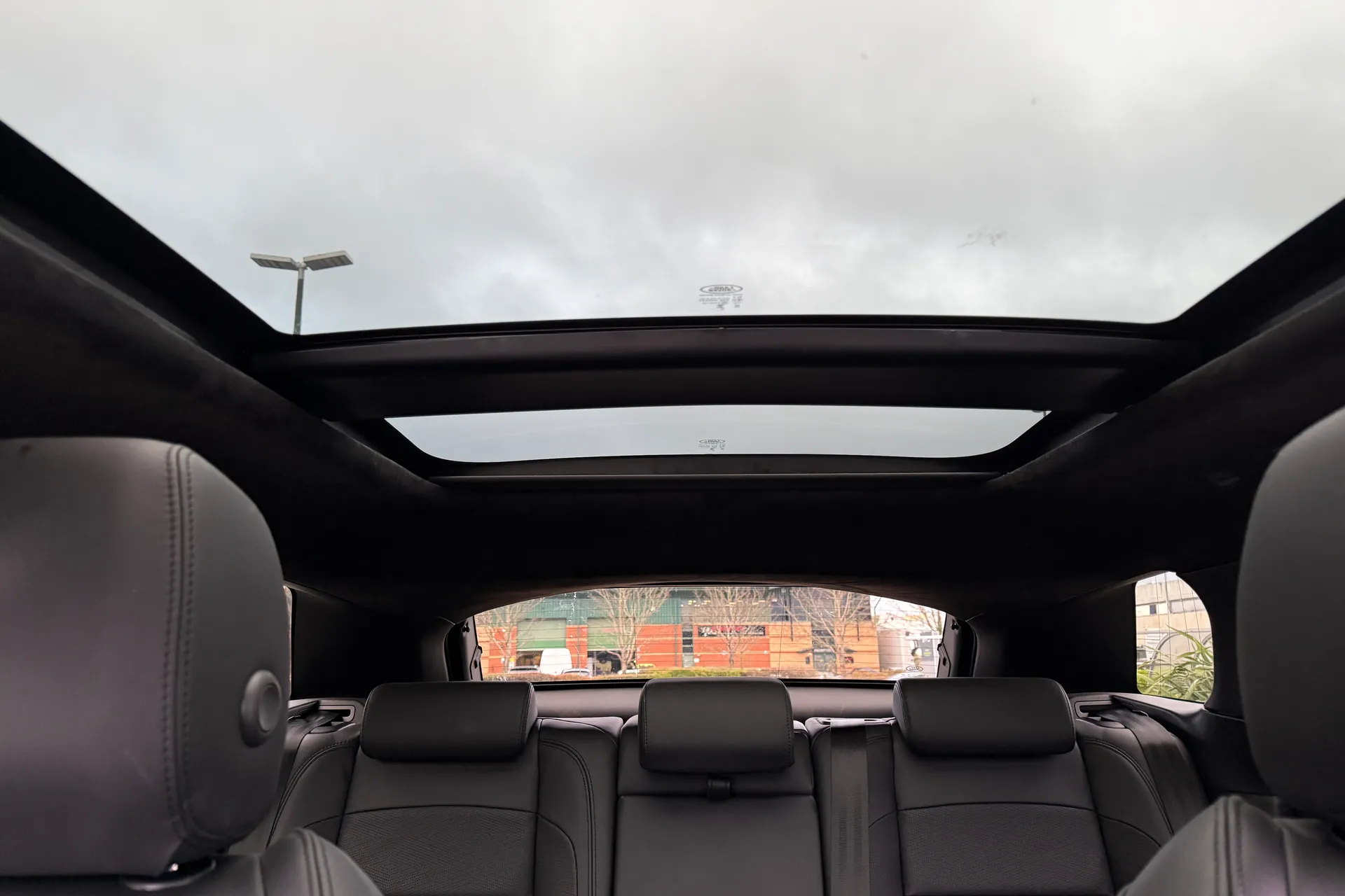 LAND ROVER RANGE ROVER EVOQUE thumbnail image number 31