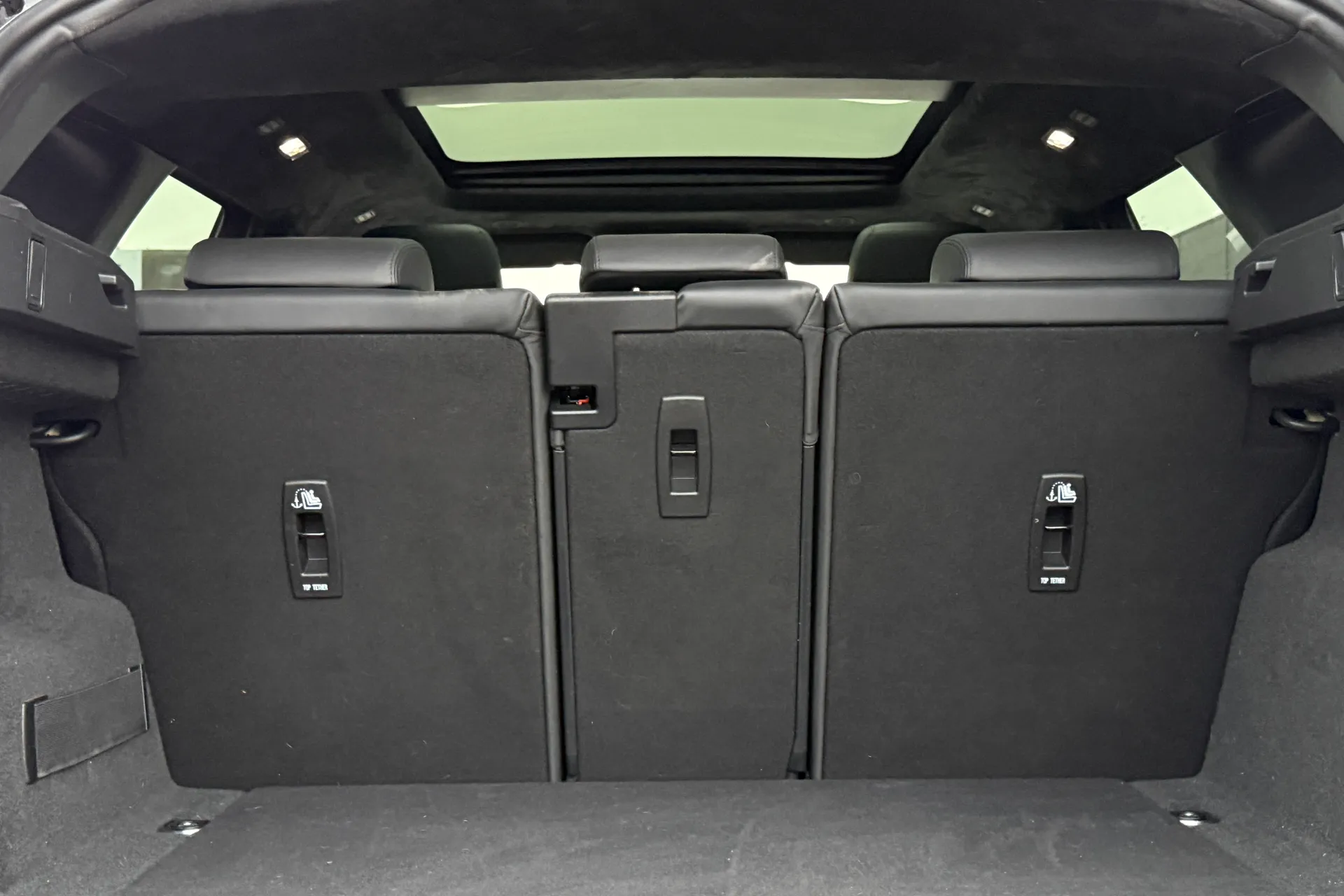 LAND ROVER RANGE ROVER EVOQUE thumbnail image number 37