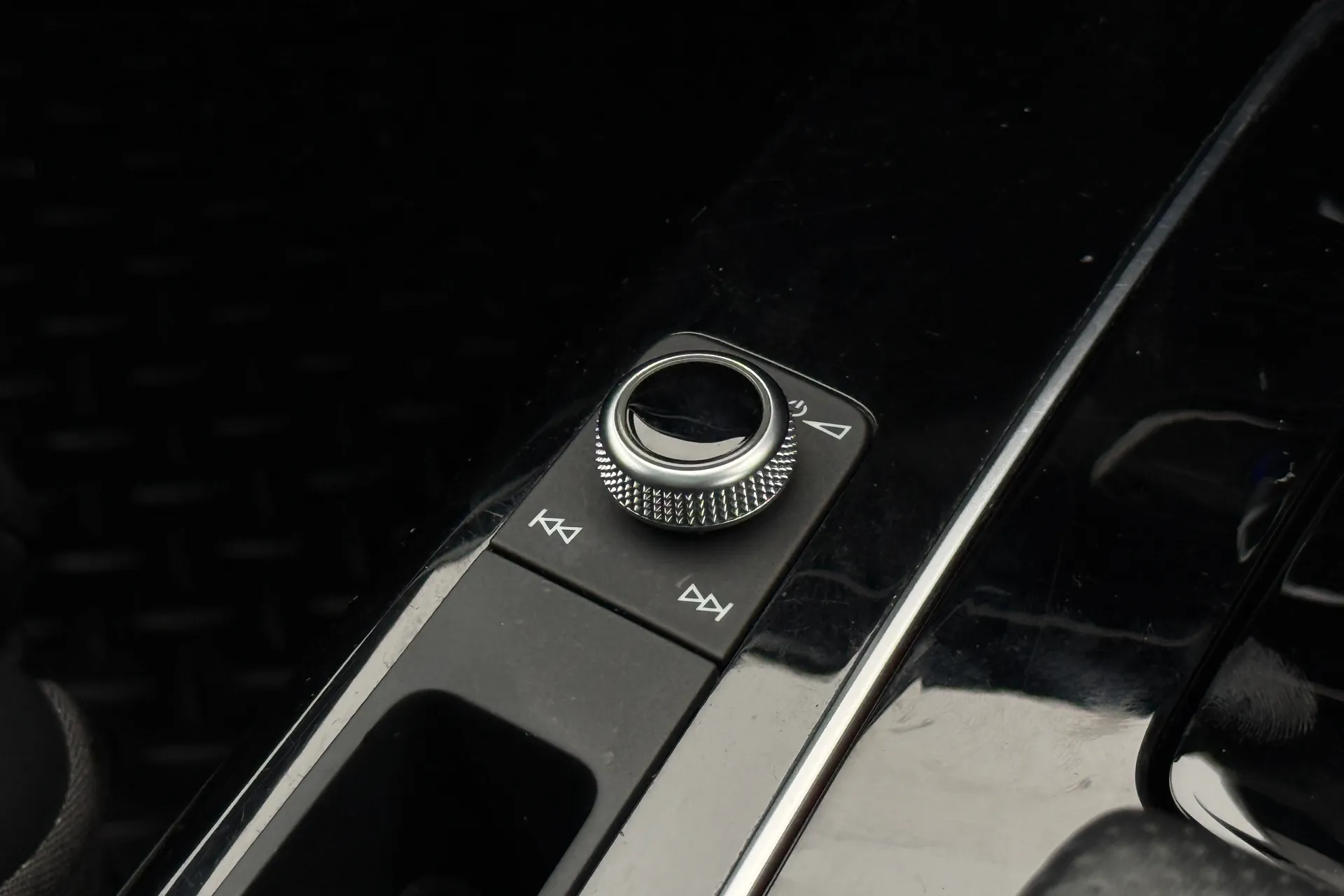Audi Q5 thumbnail image number 25
